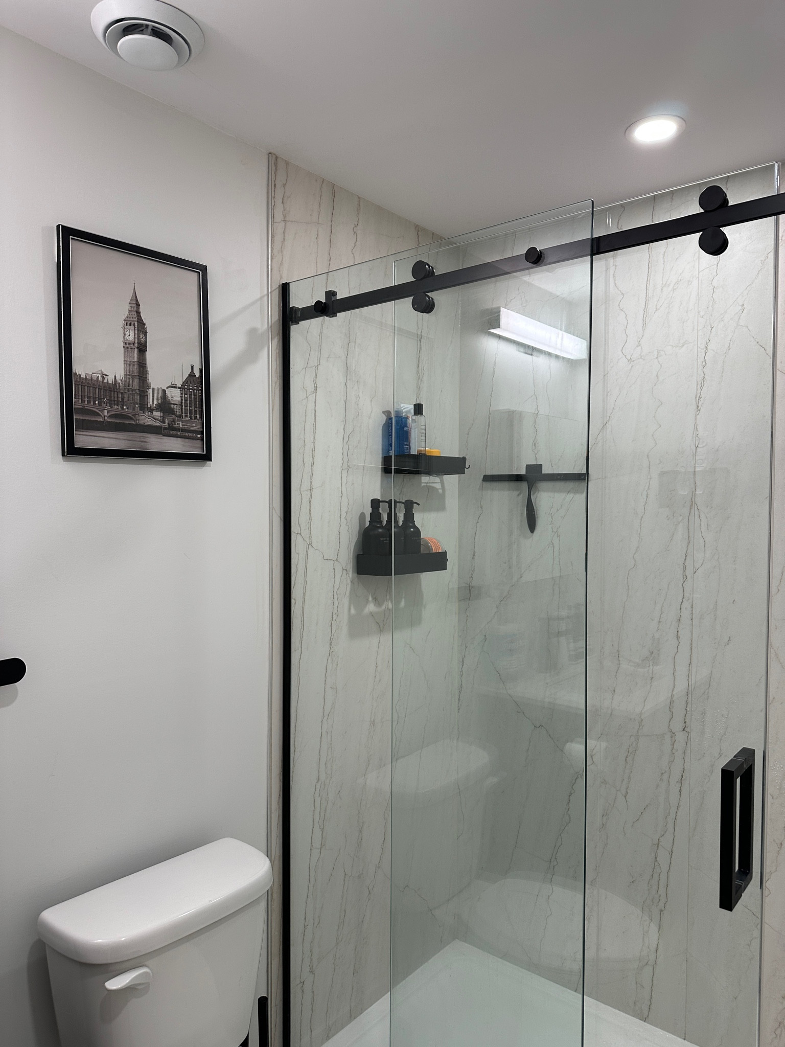 Clean Minimalist Bathroomm

#LTKhome