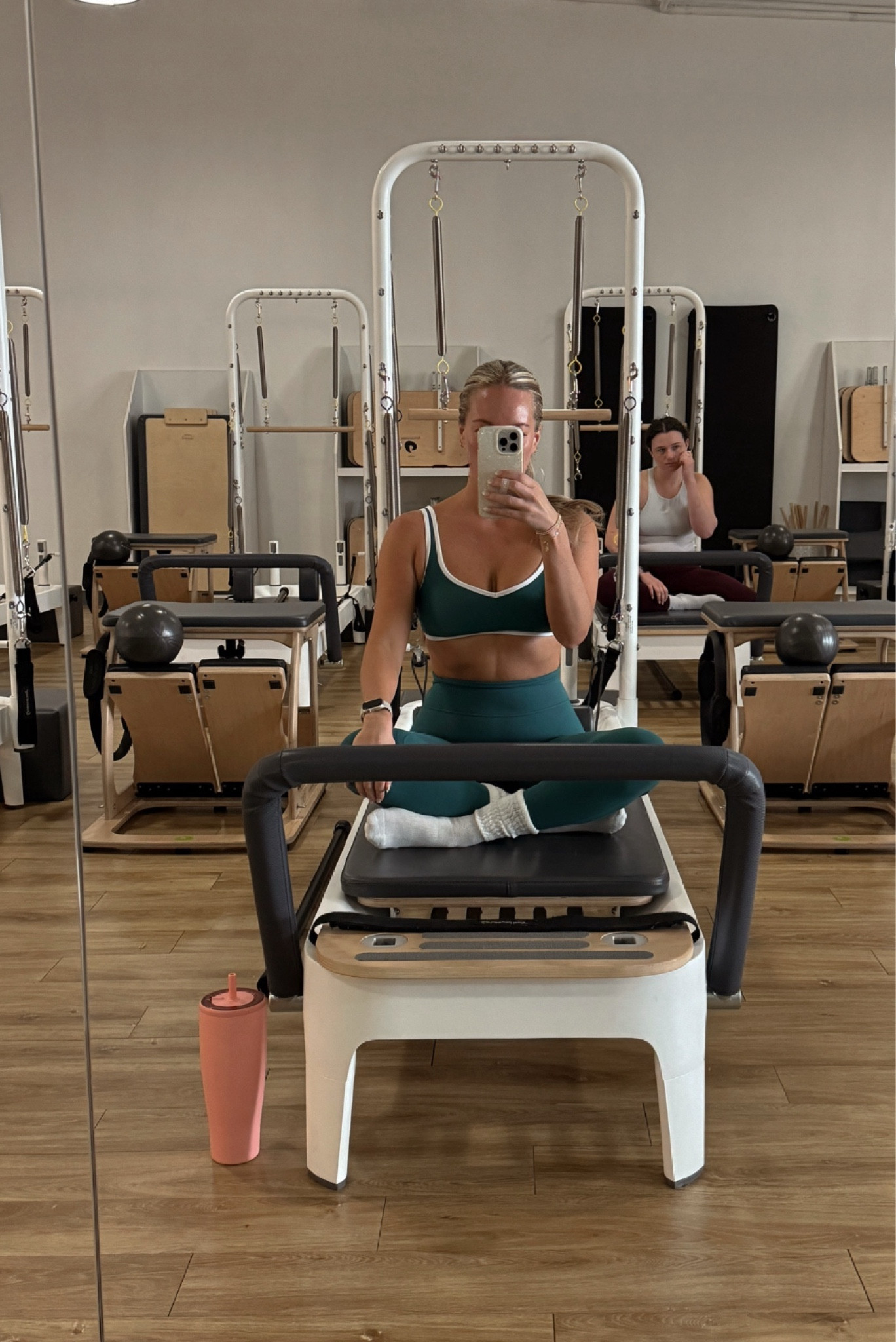 Weekend Pilates fit - love this new no seam Abercrombie style legging for YPB! Wearing a small in both! 


Athleisure, workout, yoga, Pilates, stretching, fitness, Abercrombie sale 

#LTKFitness 

#LTKActive #LTKFindsUnder100