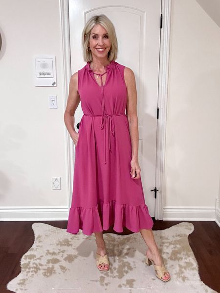 My summer dress from gibsonlook comes in 3 colors. I’m wearing a small and it fits true to size. Flattering style with self belt. Perfect for a summer evening!

Mom Outfit, summer dress, feminine dress, over 40, over 50

#LTKOver40 #LTKStyleTip #LTKFindsUnder100