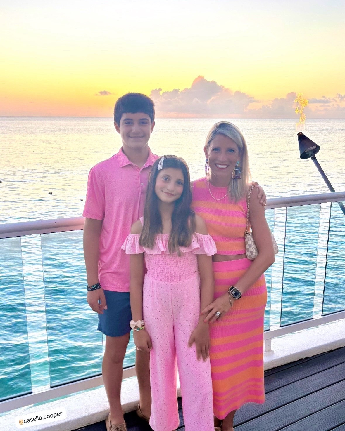 🌷💗To my kids, thank you for making me a mom and sharing this beautiful, exhausting, and rewarding journey with me. To my sisters, thank you for showing me what it means to be incredible mothers. And to my own mom — simply THE BEST — Happy Mother’s Day to all! 🌸💗🤰👩🧍‍♀️

•
••
•••
••••

#mothersday #mymom #sisters #mothersday2026 #motherhood

#LTKMothersDay #LTKmomlife