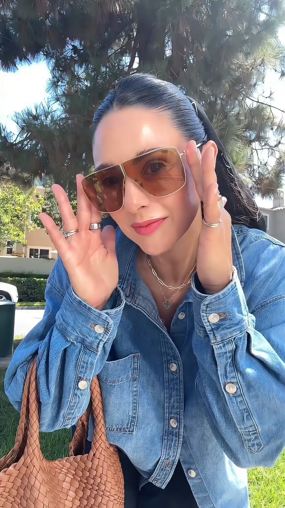 Just a comfy outfit today 🤍 I threw on my barrel jeans (25) with an oversized denim shirt from Aritzia (small) and my Tony Bianco loafers (8.5).
I used the Antonia scarf from ALLSANTAELLA as a hair tie — love this trick so much.
Finished the look with my Reese tote (ALLSANTAELLA).
I’m 5’6” for reference ✨


#LTKOver40 #LTKStyleTip