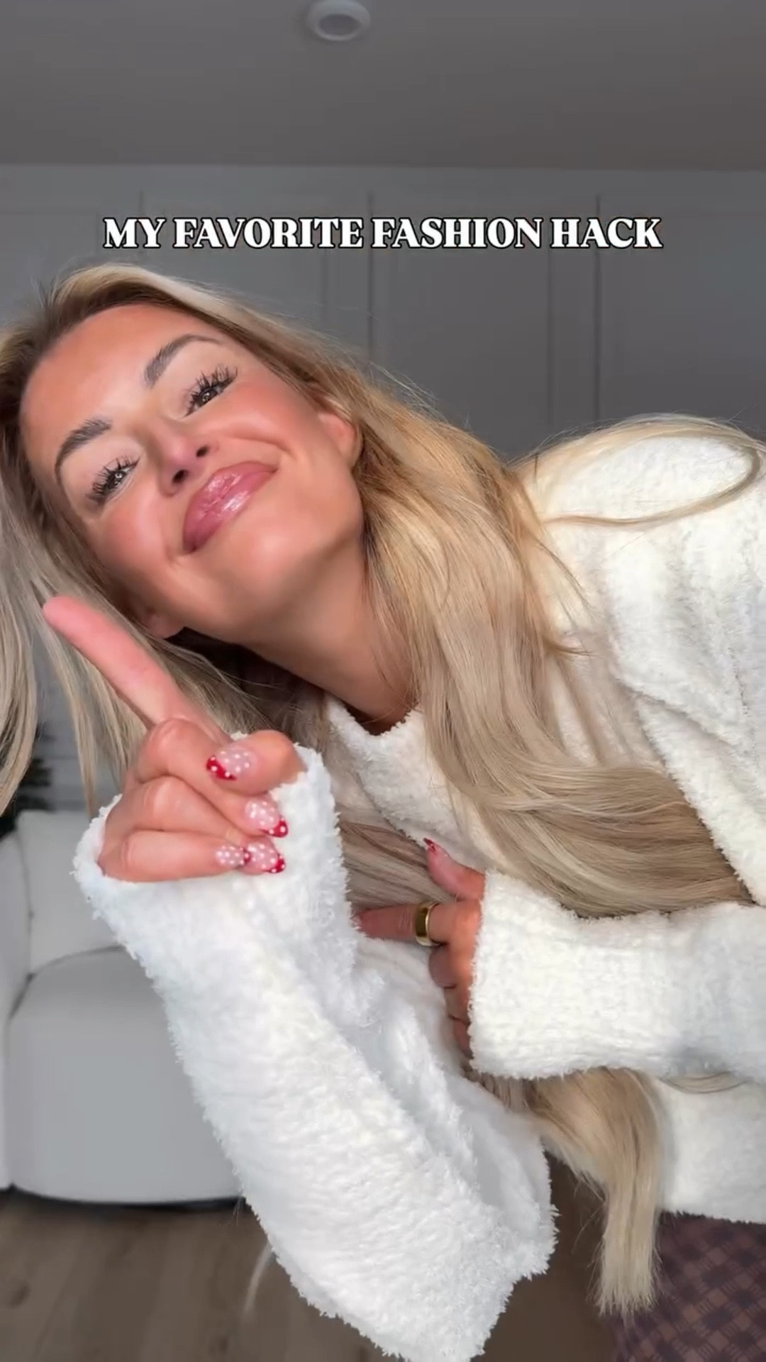 my favorite fashion hack 🤭 makes any sweater look so good! Say “SHOP” for 🔗 

#fashionhack #styletips #stylehack #amazonfind #founditonamazon