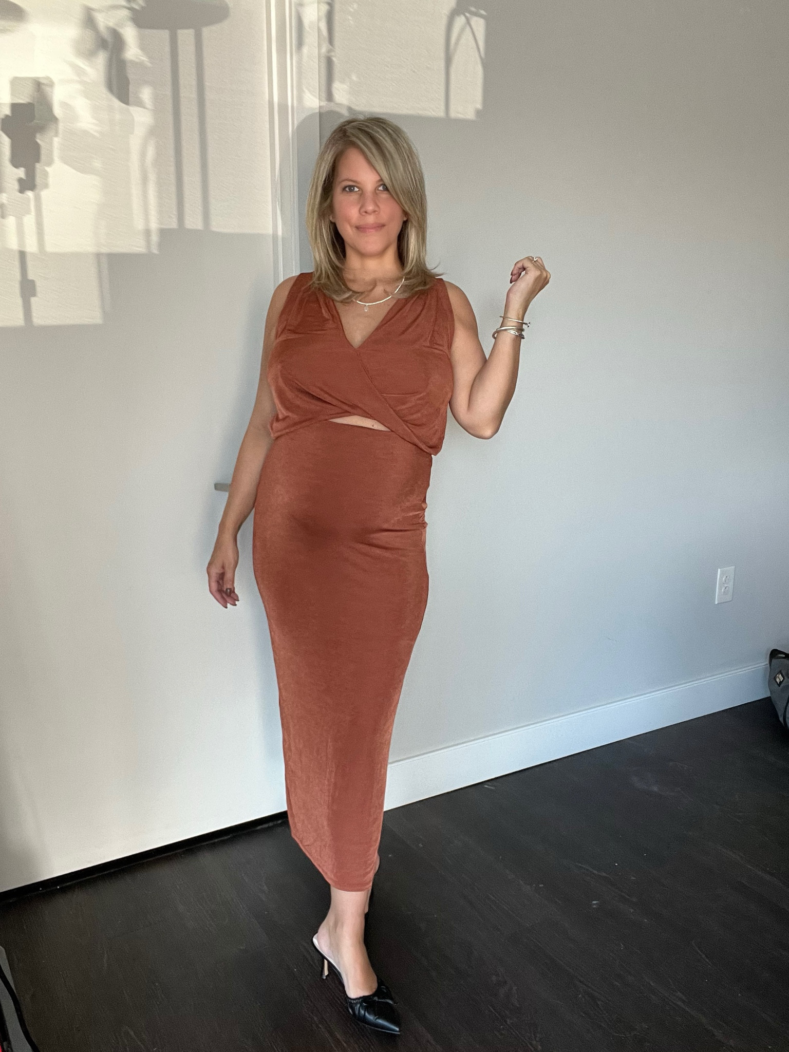 HOLIDAY OUTFIT INSPO: The perfect mix of festive and flirty, Vici’s cut-out dress is a total showstopper for your holiday season. Whether it’s for a party, date night, or a glam dinner with friends, this dress will have all eyes on you!

Make it yours today, and don’t forget to use code LTK40 for a sweet discount.

#LTKStyleTip #LTKHoliday #LTKCyberWeek