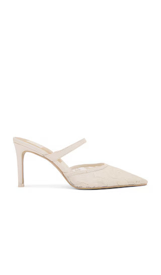 Dolce Vita Katik Mule in Cream. - size 8.5 | Revolve Clothing (Global)