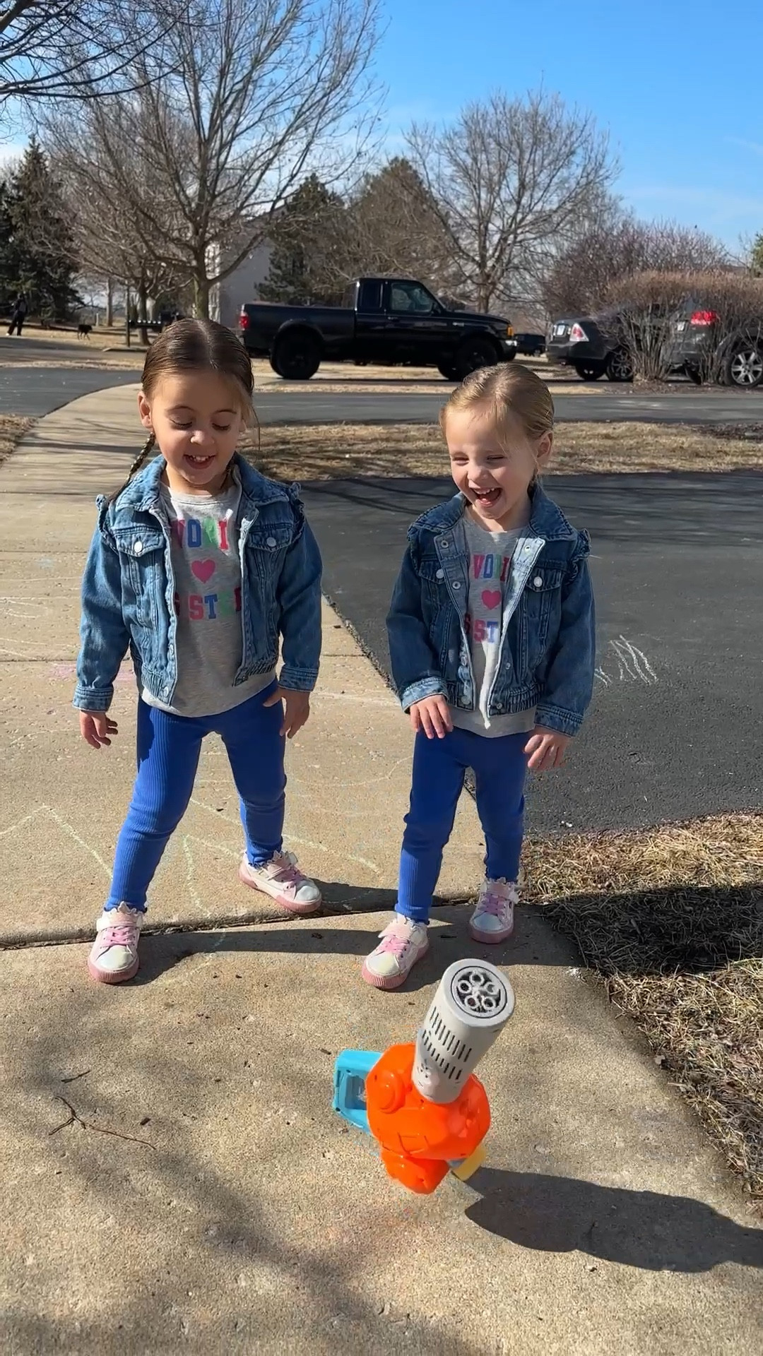 Real life toddler play outfits for outside days ☀️
These are the comfy outfits my girls actually wear when they’re running around, playing, and refusing to sit still. If you’re looking for easy everyday toddler outfits that hold up to real life, I linked theirs here.



#LTKKids #LTKmomlife