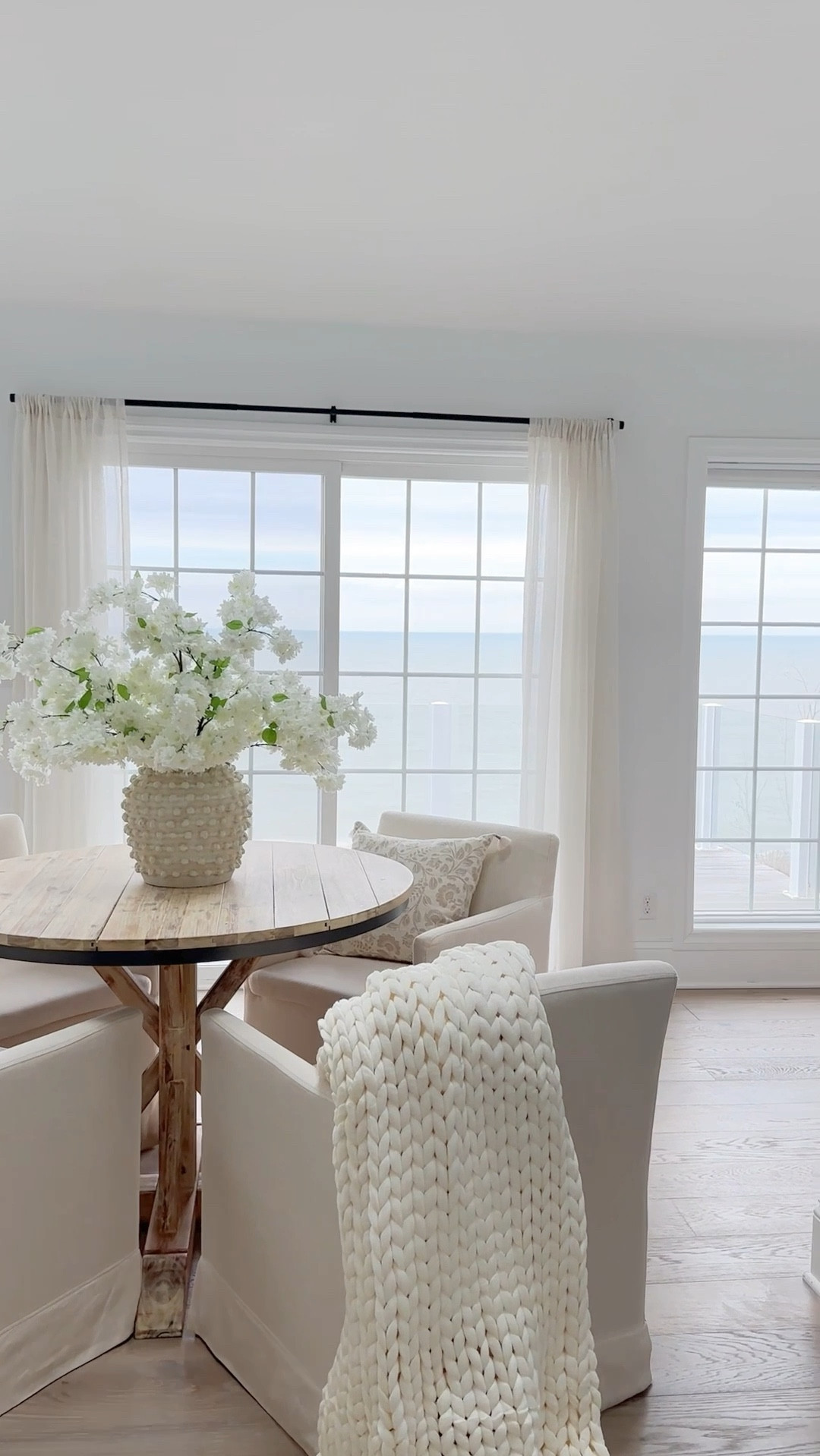 Spring is in the air!

Vase and florals: onecottageway.com

Florals, cherry blossoms, large vase, neutral decor, window treatments, round table, coastal decor, neutral home

#LTKhome #LTKSeasonal #LTKfindsunder100