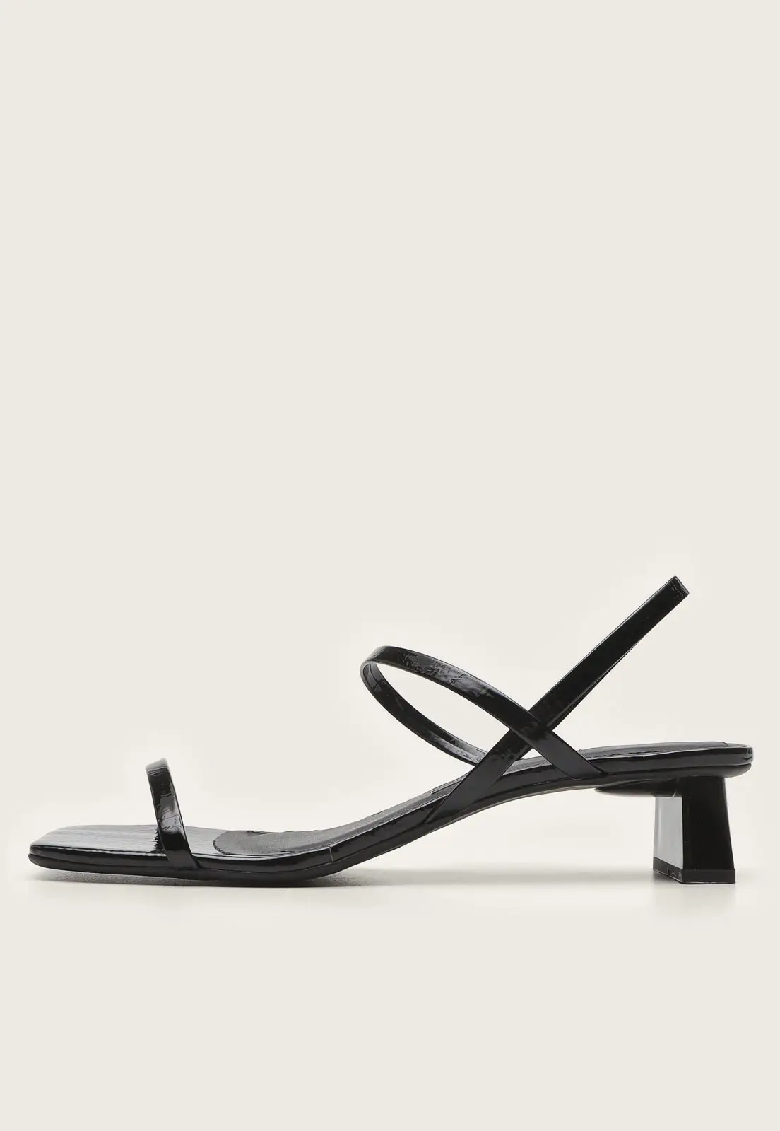 Sandália Santa Lolla Verniz Preta | Dafiti (BR)