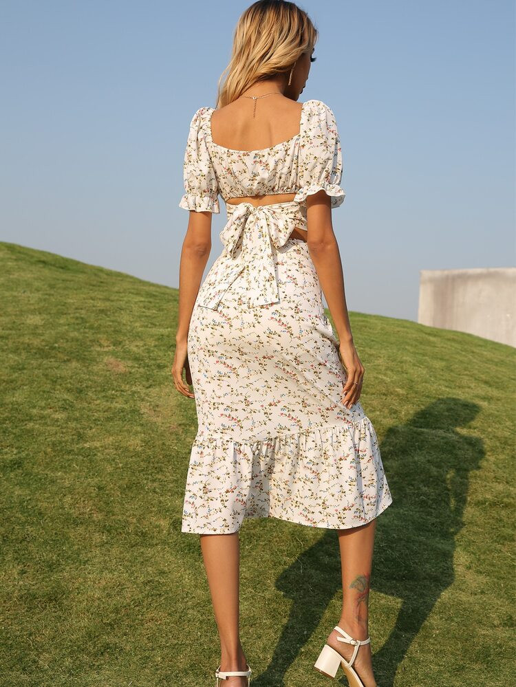 Ditsy Floral Tie Back Crop Top With Ruffle Hem Skirt | SHEIN