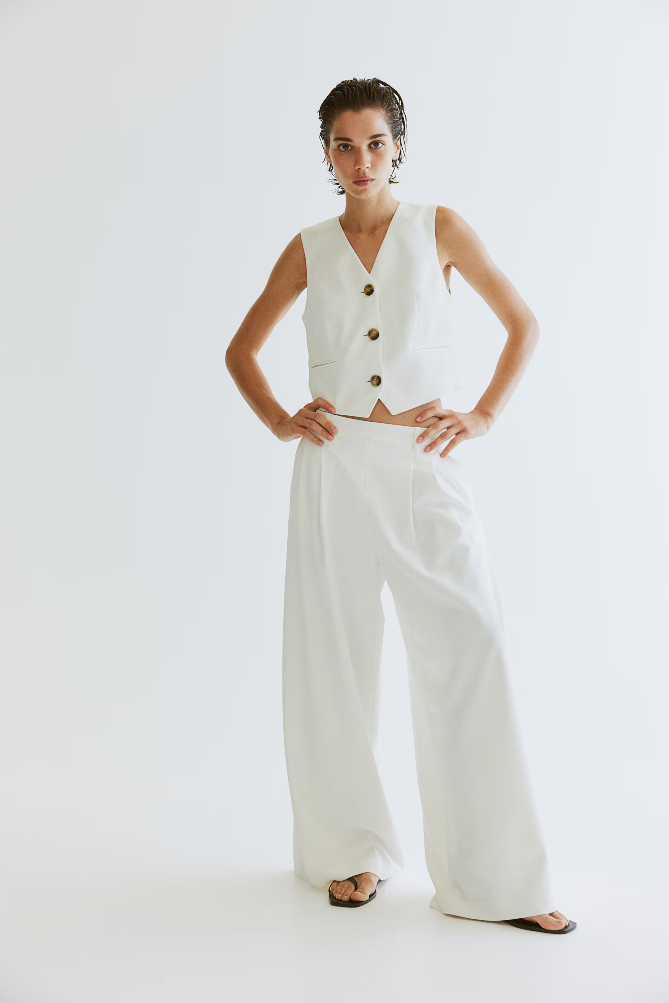 Wide tailored trousers - High waist - Long - White - Ladies | H&M GB | H&M (UK, MY, IN, SG, PH, TW, HK)