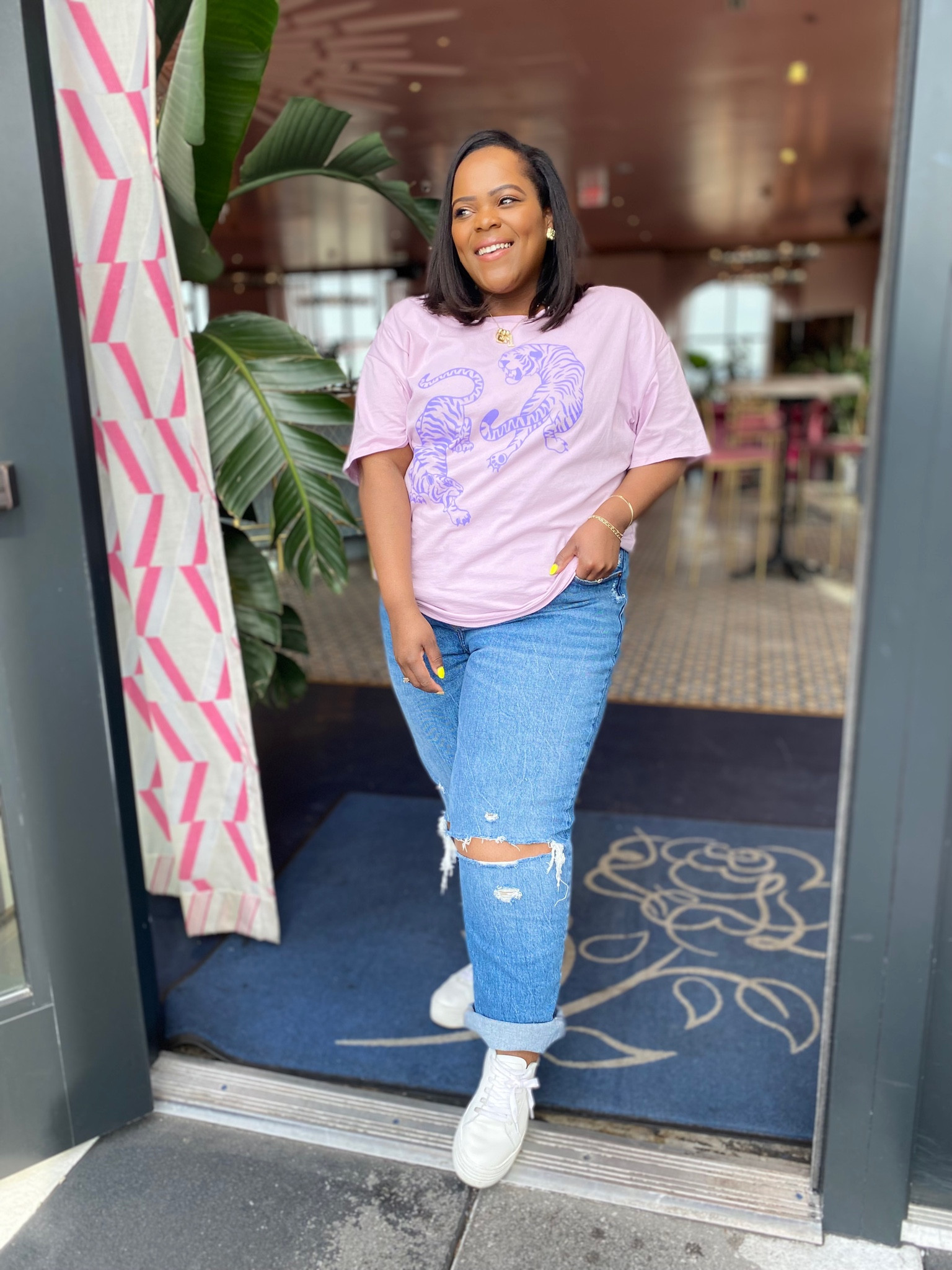 LTK Fall sale is ending, sharing my fav Abercrombie jeans and graphics from Pink Lily! 

#LTKStyleTip #LTKFallSale #LTKMidsize