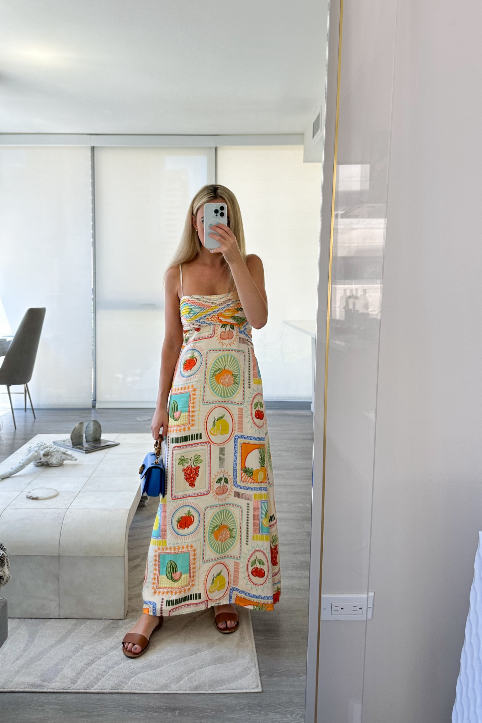 brunch outfit 


summer dress, Italy dress, wine tasting outfit, brunch dress, Shopbop, easy summer outfit, dress for europe, Gucci bag 

#LTKTravel #LTKSummerSales #LTKSeasonal