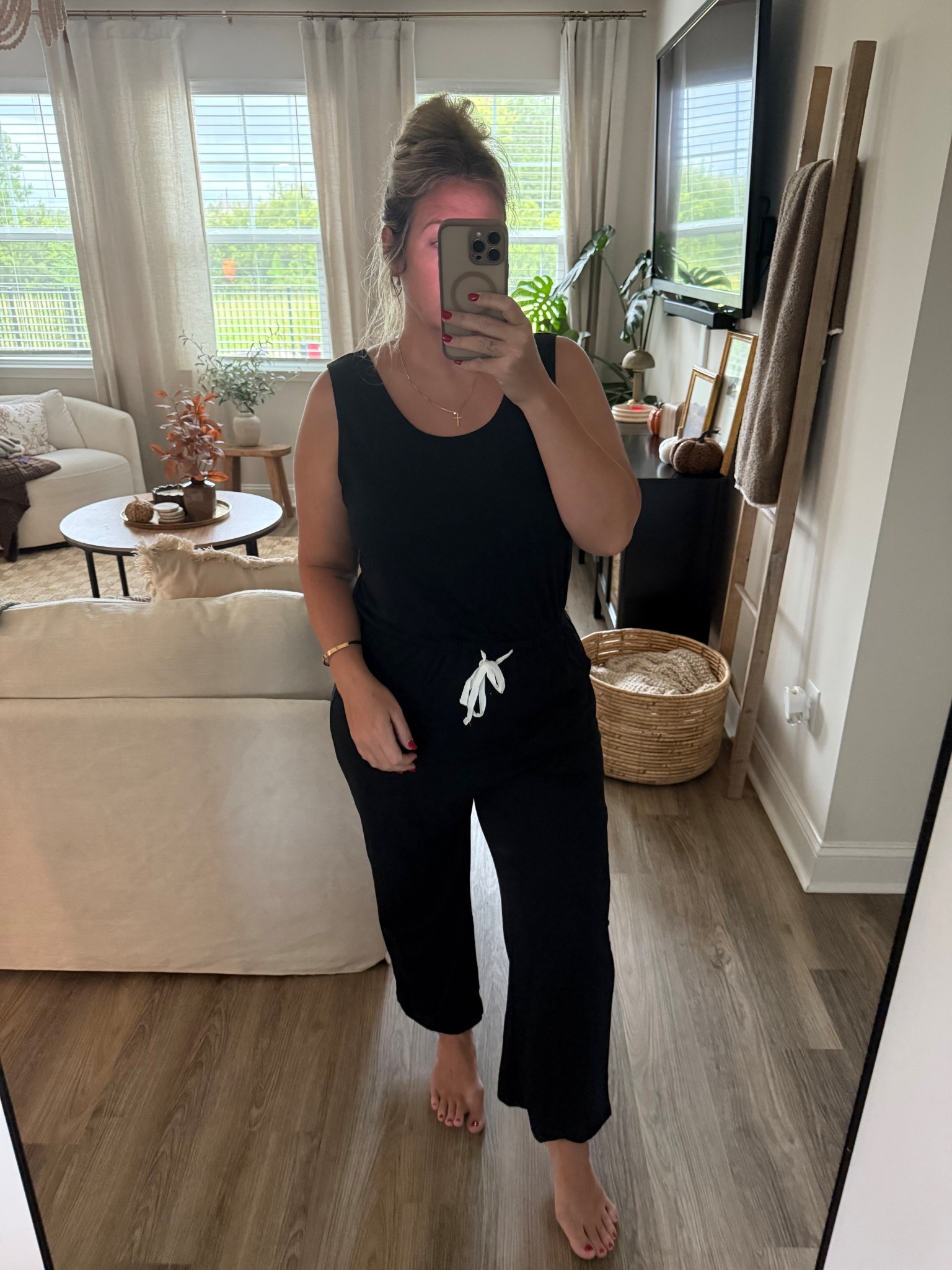 I love a good one piece … this is so cute so comfortable and comes in multiple colors 

Amazon, Amazon find, lounge, loungewear, jumpsuit 

#LTKFindsUnder100 #LTKFindsUnder50 #LTKSaleAlert