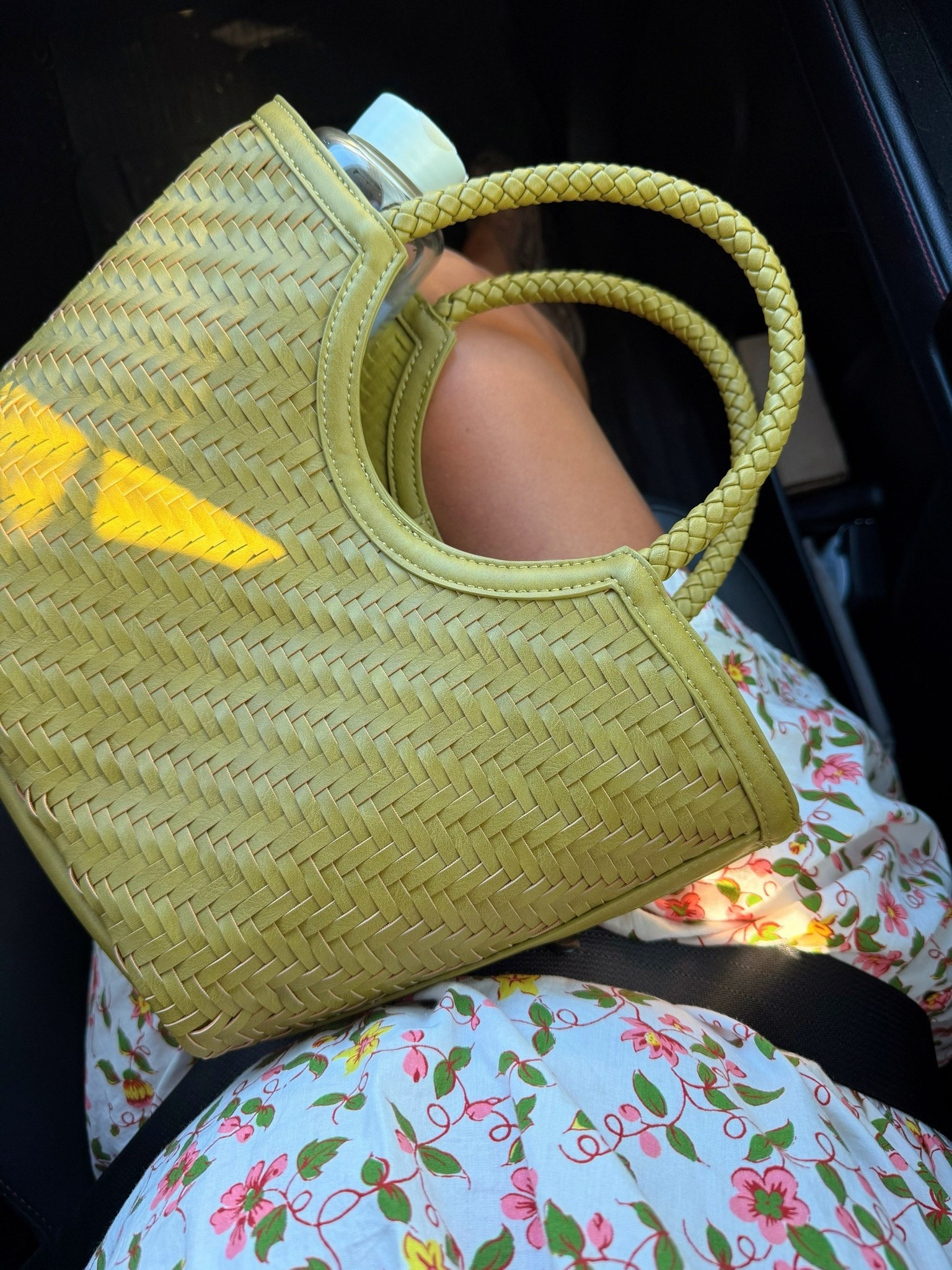 Loooove the color of this perfect fall transition purse! 🫒

#LTKootd #LTKmomlife