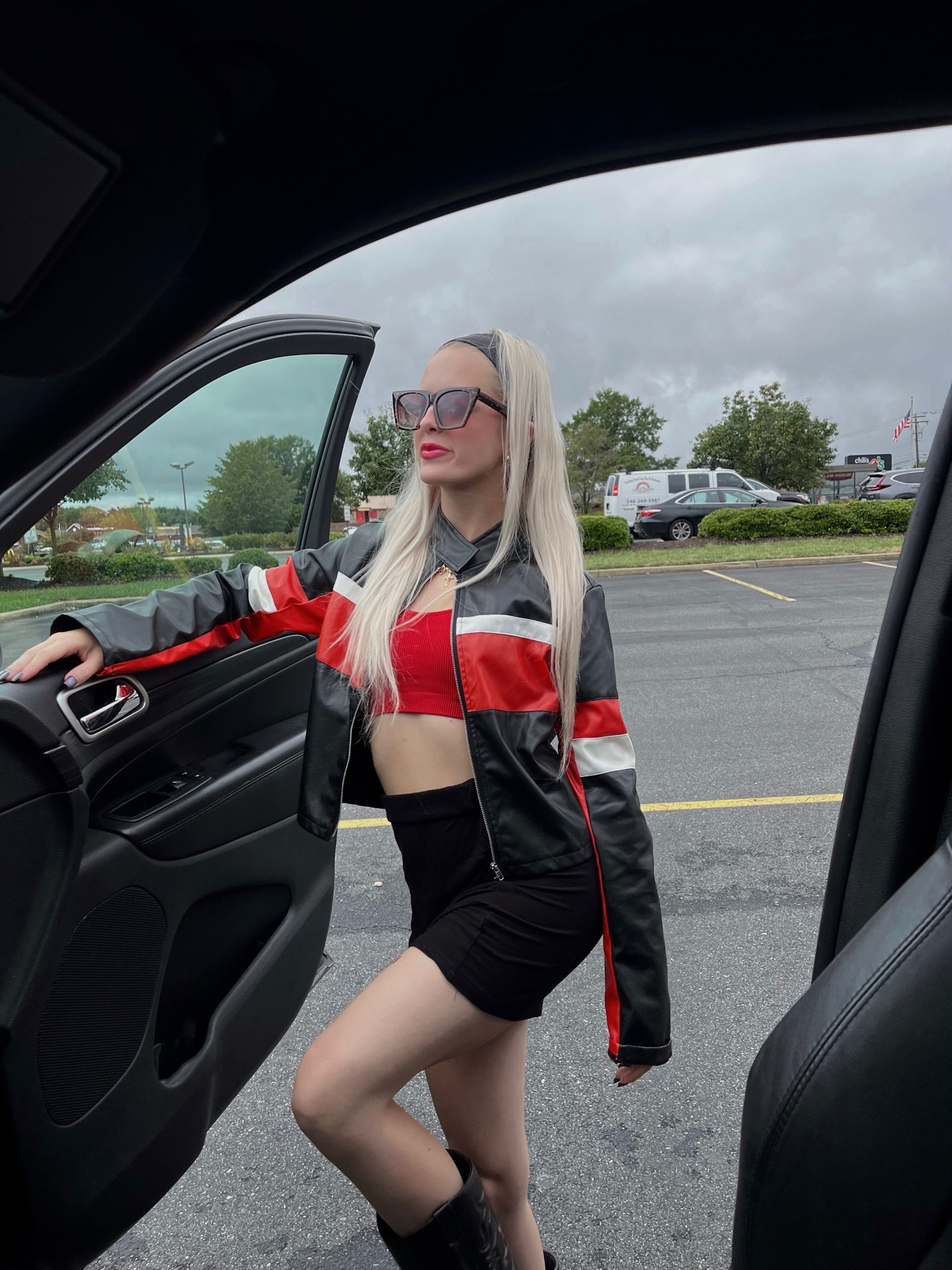 Fall fashion

#LTKSeasonal #LTKfindsunder50 #LTKfindsunder100