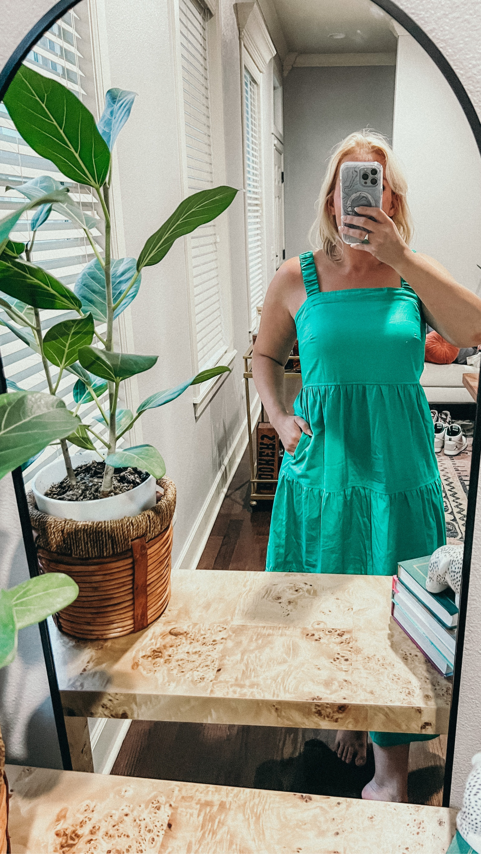 Sundress heaven in this classic green number under $40 @walmart ! 

#LTKFind #LTKunder50 #LTKSeasonal