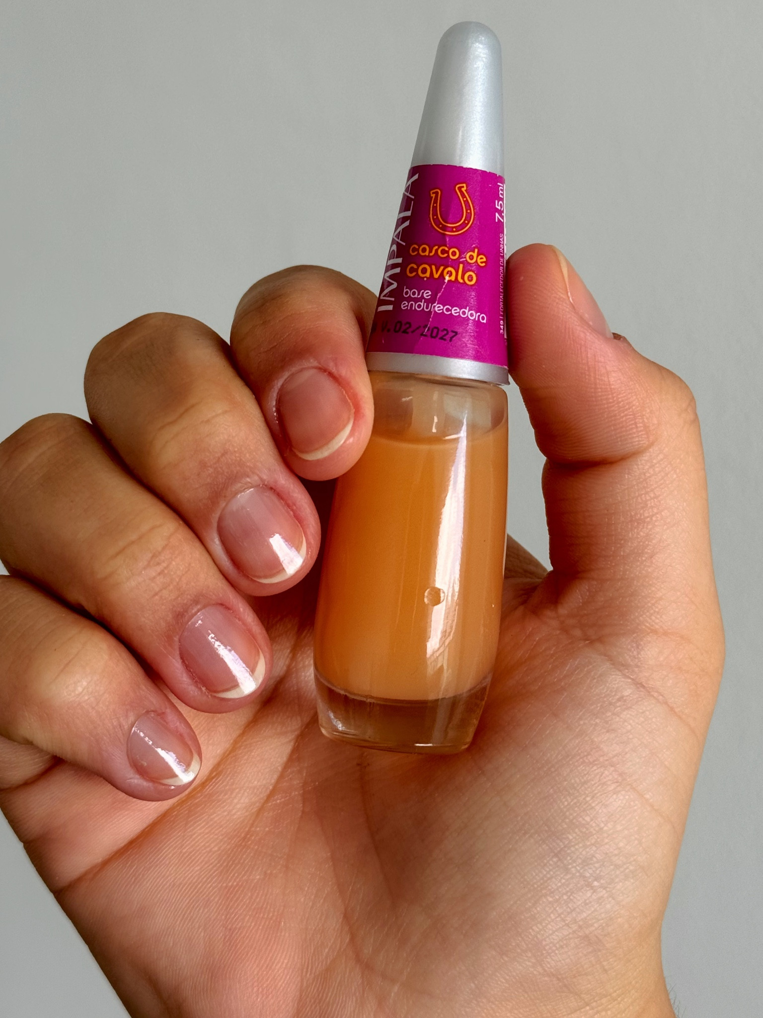 Essa base fortalecedora com casco de cavalo é perfeita, deixa as unhas fortes e durinhas!!!

#LTKbrasil #LTKbeauty