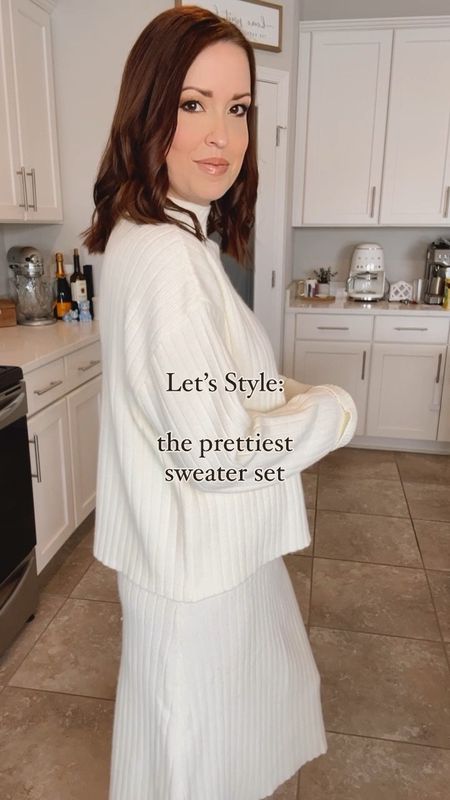Let’s Style: The Prettiest Sweater Set 🤍

I’m in a small in this set!

#LTKVideo #LTKfindsunder50 #LTKstyletip
