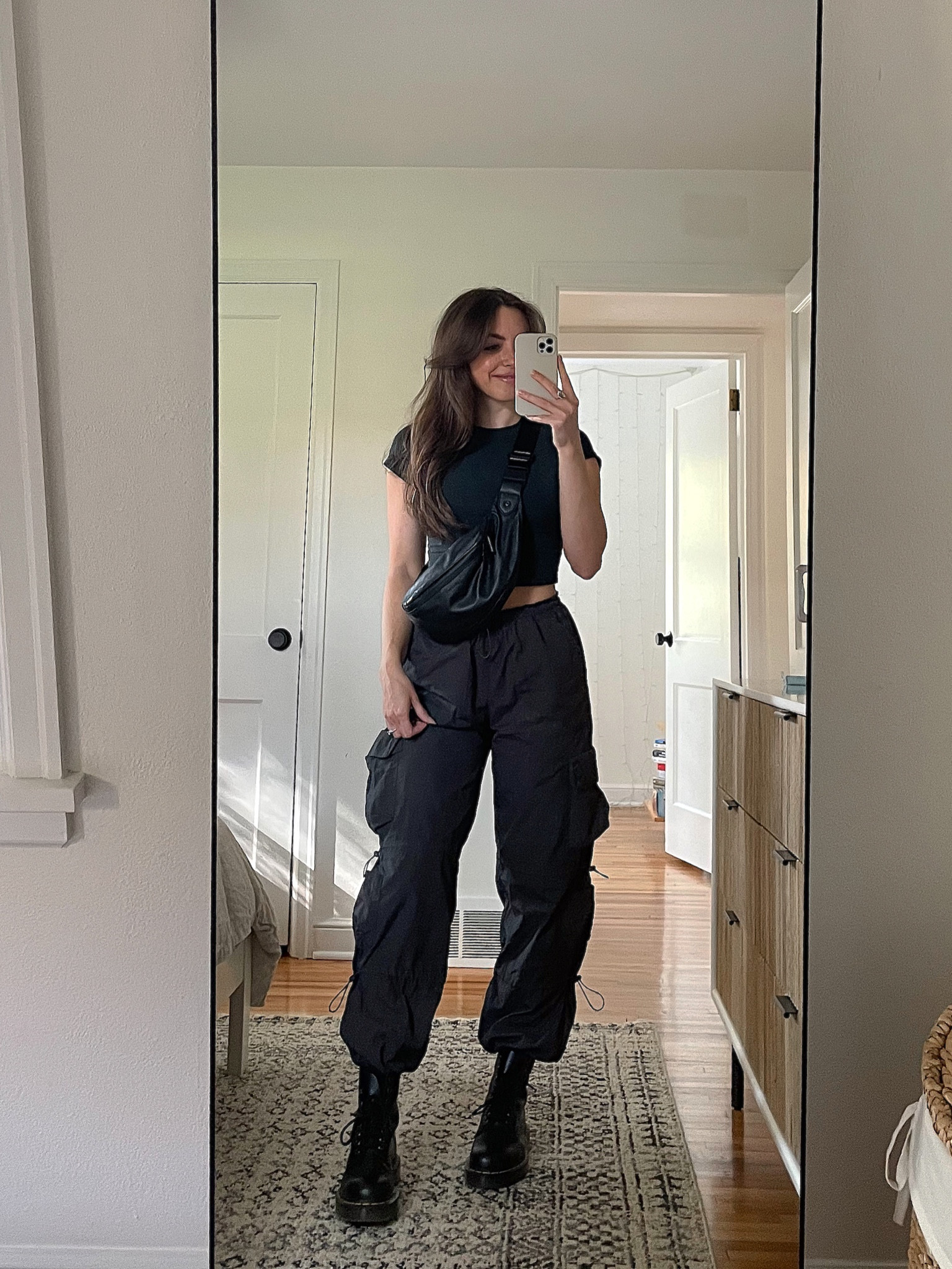 Crop tee size small
Pants are Halara size small (this exact color is out of stock atm)
Docs are tts

#LTKstyletip #LTKfindsunder100 #LTKfindsunder50