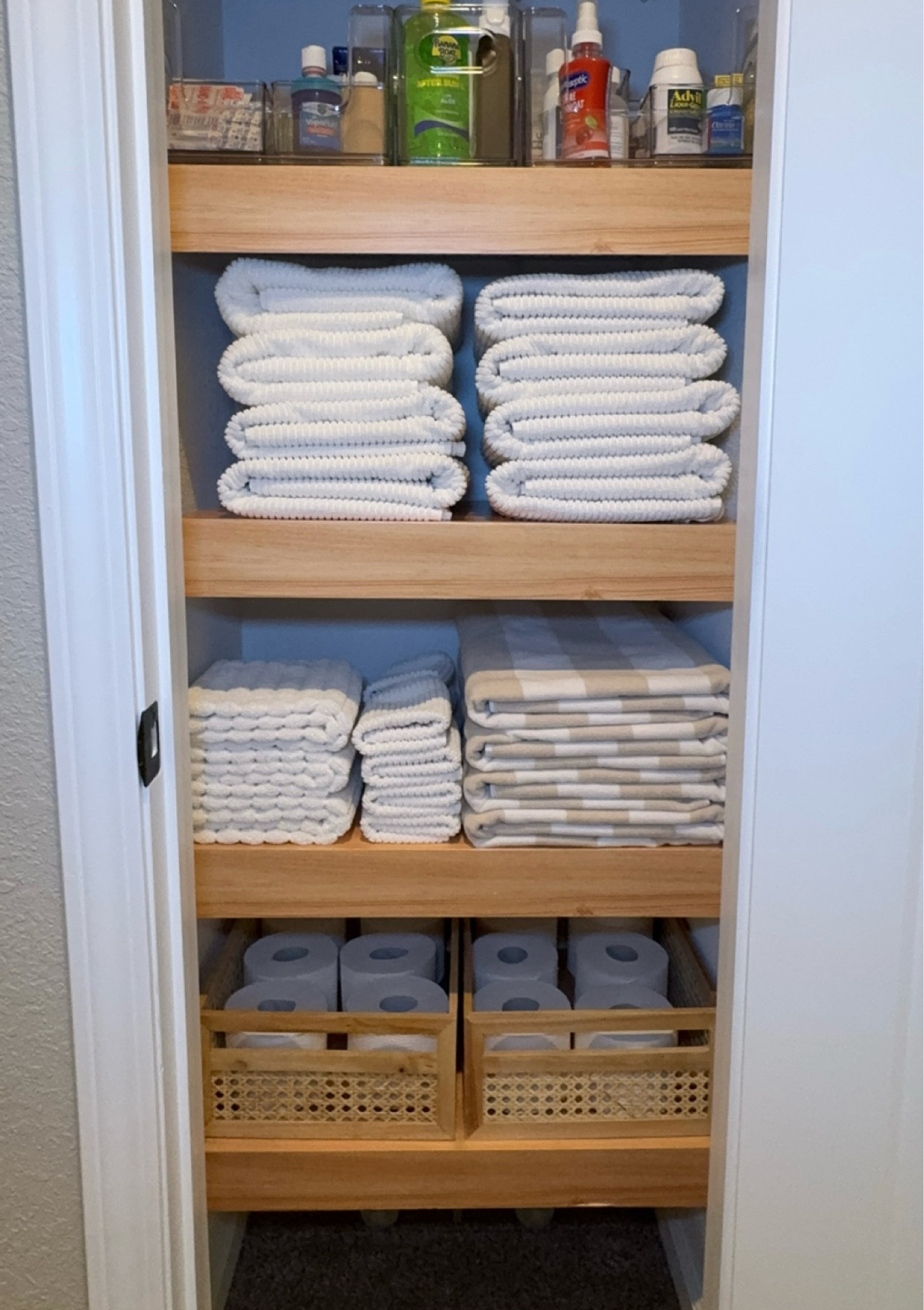 Linen closet organization ✨🤍

#LTKHome #LTKMostLoved #LTKStyleTip