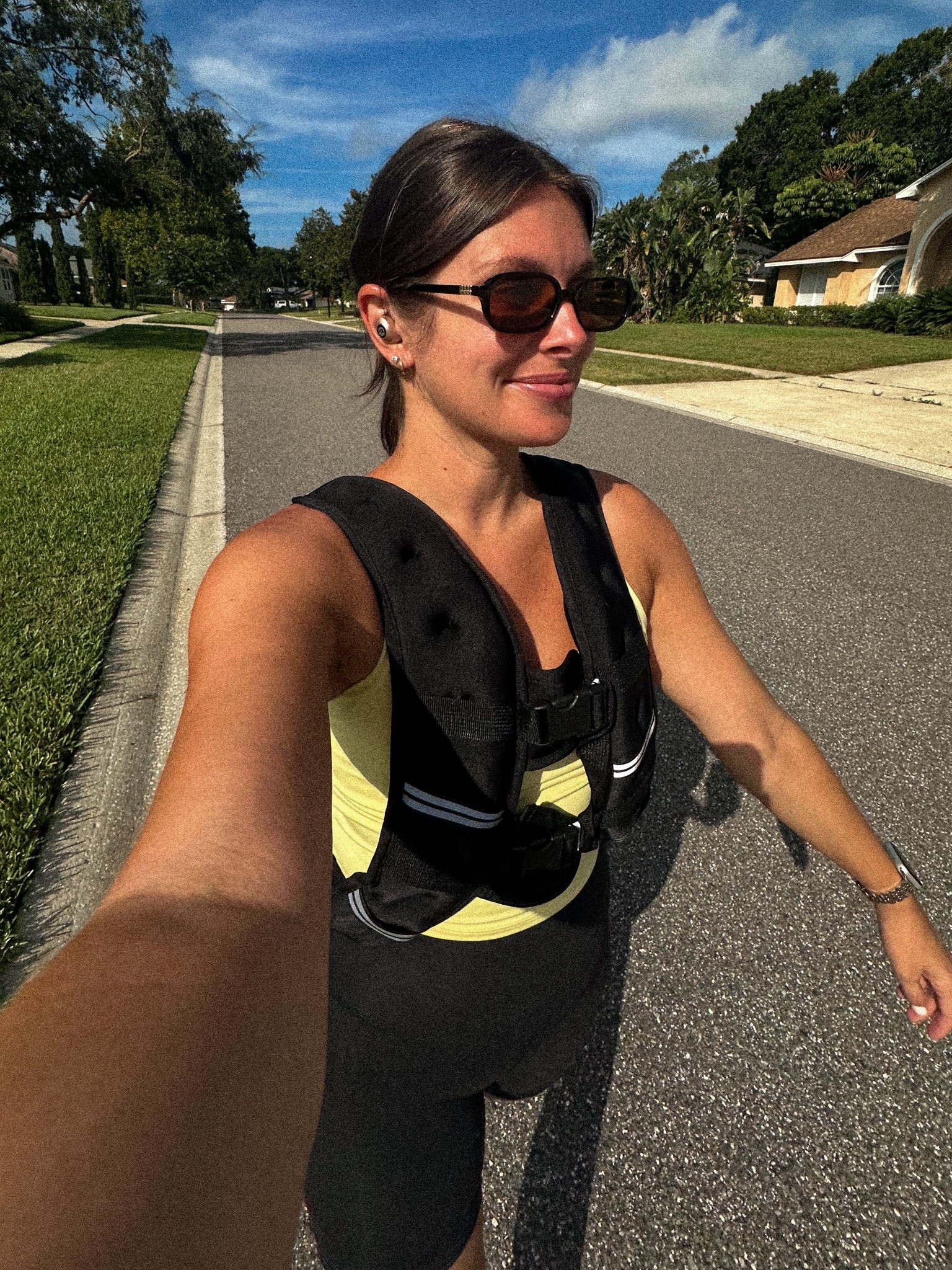 it’s weighted vest season 💦 #workout #walk #weightloss #weightedvest #healthy #amazon

#LTKActive #LTKFindsUnder50 #LTKWedding