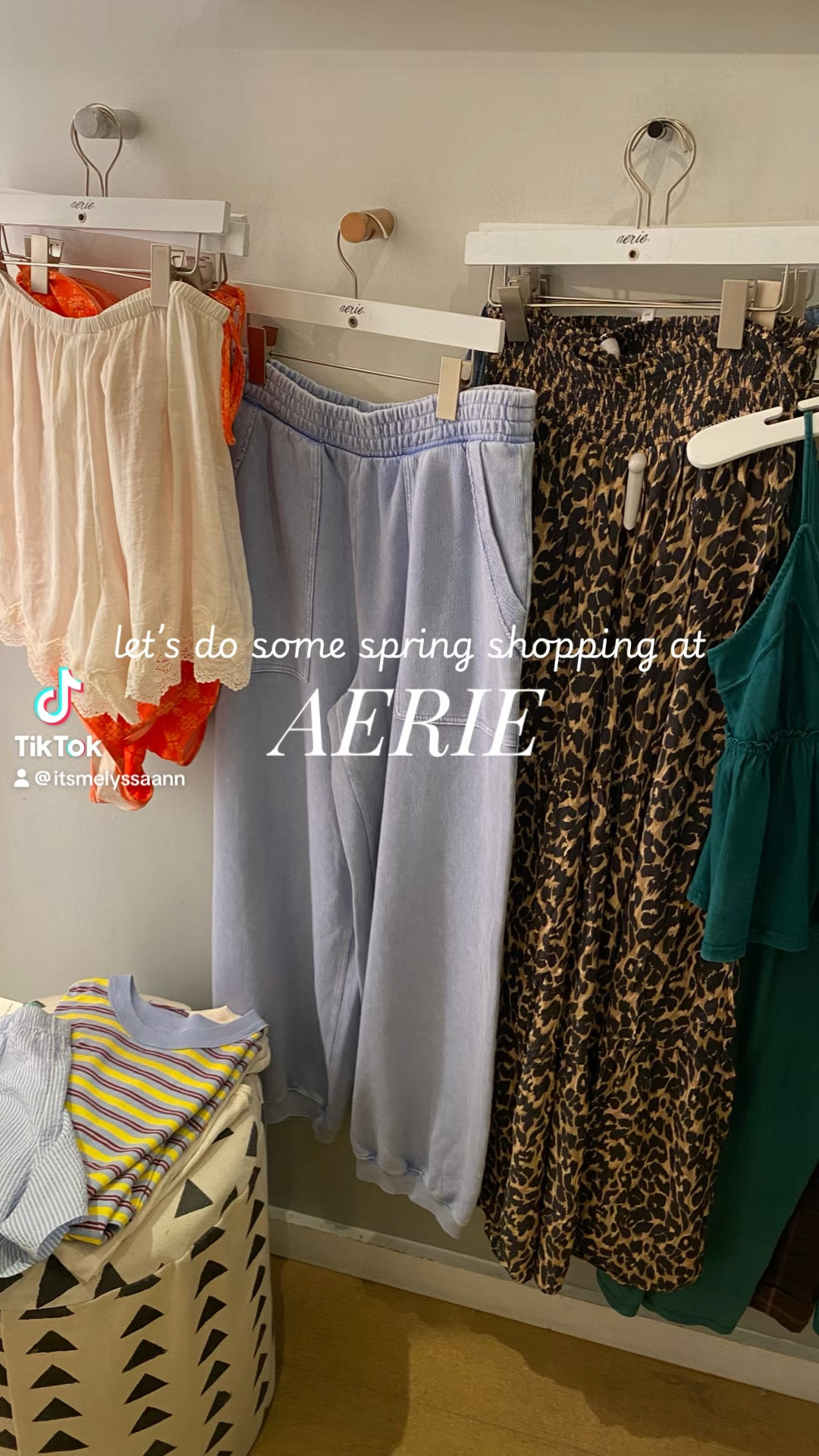 SPRING NEW ARRIVALS -- shopping haul @Aerie

Aerie finds, Aerie matching sets, Aerie Spring Arrivals, New Spring Arrivals, matching sets, cute and comfy outfits, aerie outfits, aerie style 

 

#LTKdayinmylife #LTKmomlife #LTKSaleAlert