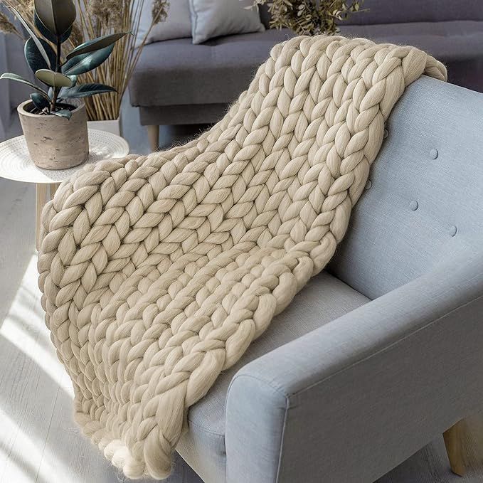 LaoJee Chunky Knit Blanket Merino Wool Handmade Soft Bulky Throw Sofa Chair Home Decor Giant Yarn... | Amazon (US)