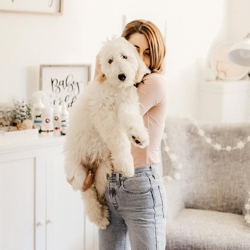 Wahl Dry Skin & Itch Relief Pet Shampoo for Dogs – Oatmeal Formula with Coconut Lime Verbena & 100%  | Amazon (US)