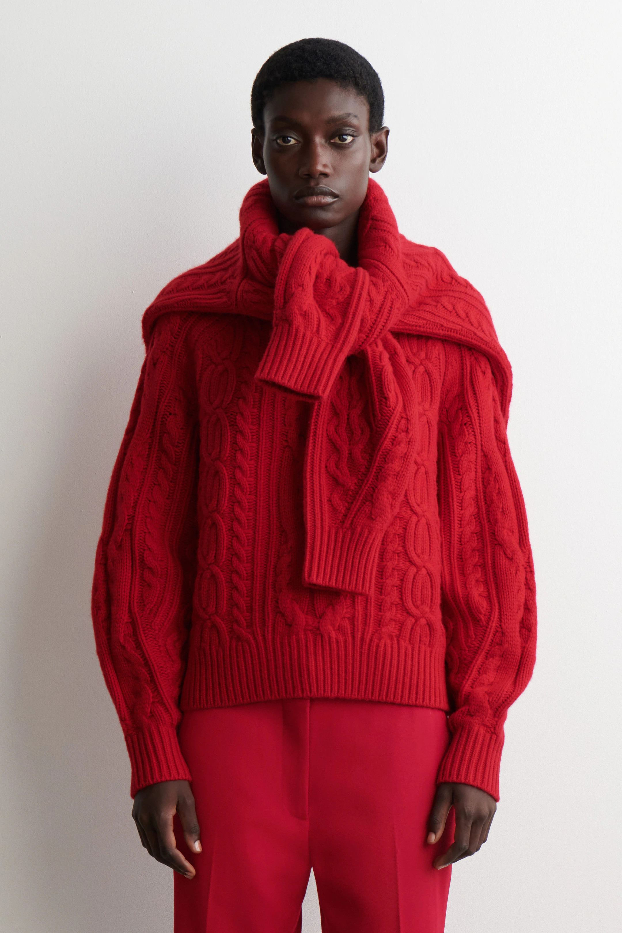 CABLE-KNIT WOOL-CASHMERE JUMPER - RED | COS GB | COS UK