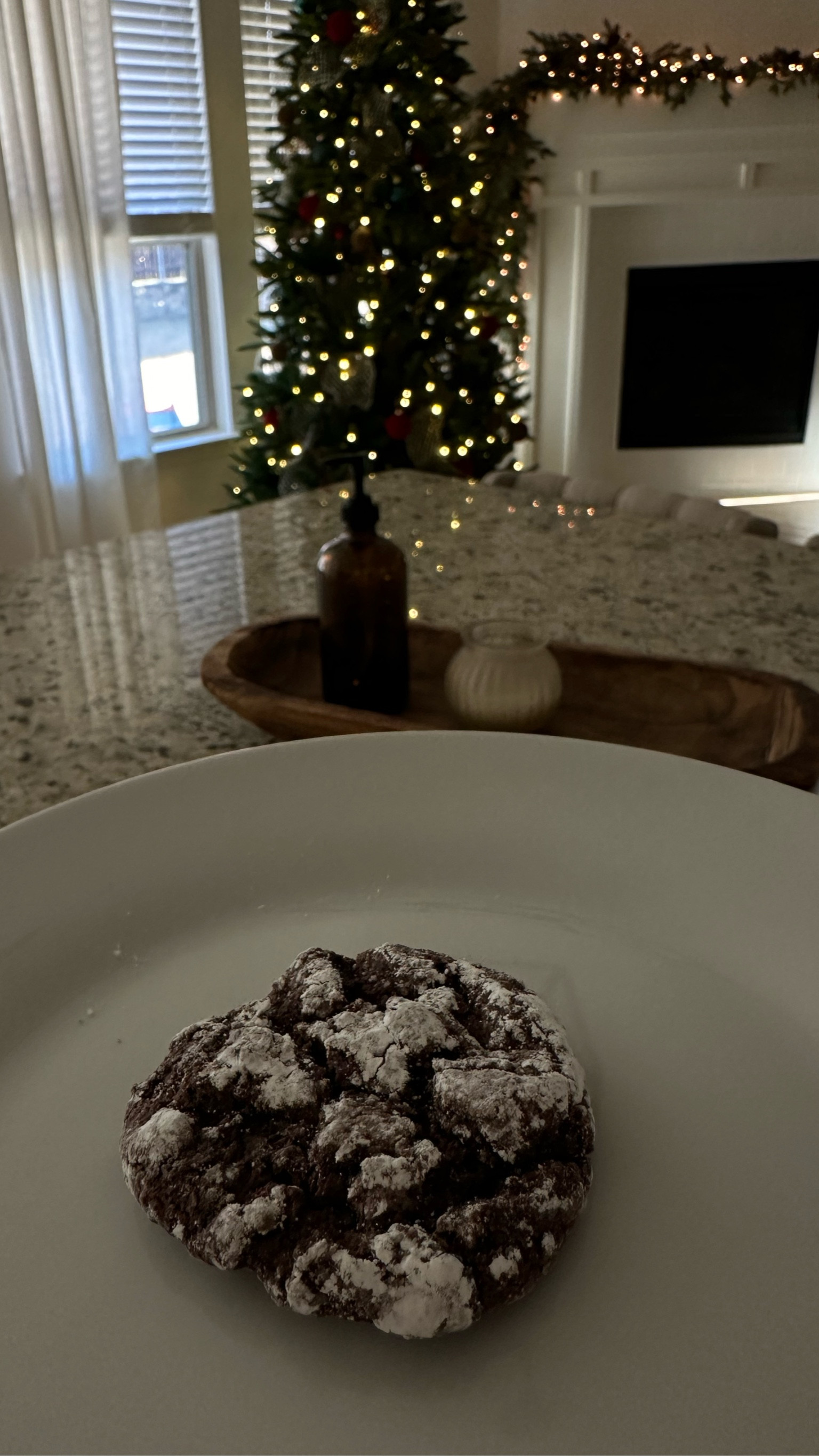 the easiest christmas cookie recipe
here’s everything you need to bake them for your next holiday party. 

-1 box of cake mix (use any you like) 
-1 tub of softened cool whip 
-powdered sugar 
(mix together, make balls, roll them in powdered sugar, place on pan, bake at 350 for 12min) 






@Morgan.Speiser 
Christmas cookies, kitchen stuff, Christmas gift ideas, festive gifts. 

#LTKGiftGuide #LTKSeasonal #LTKHoliday