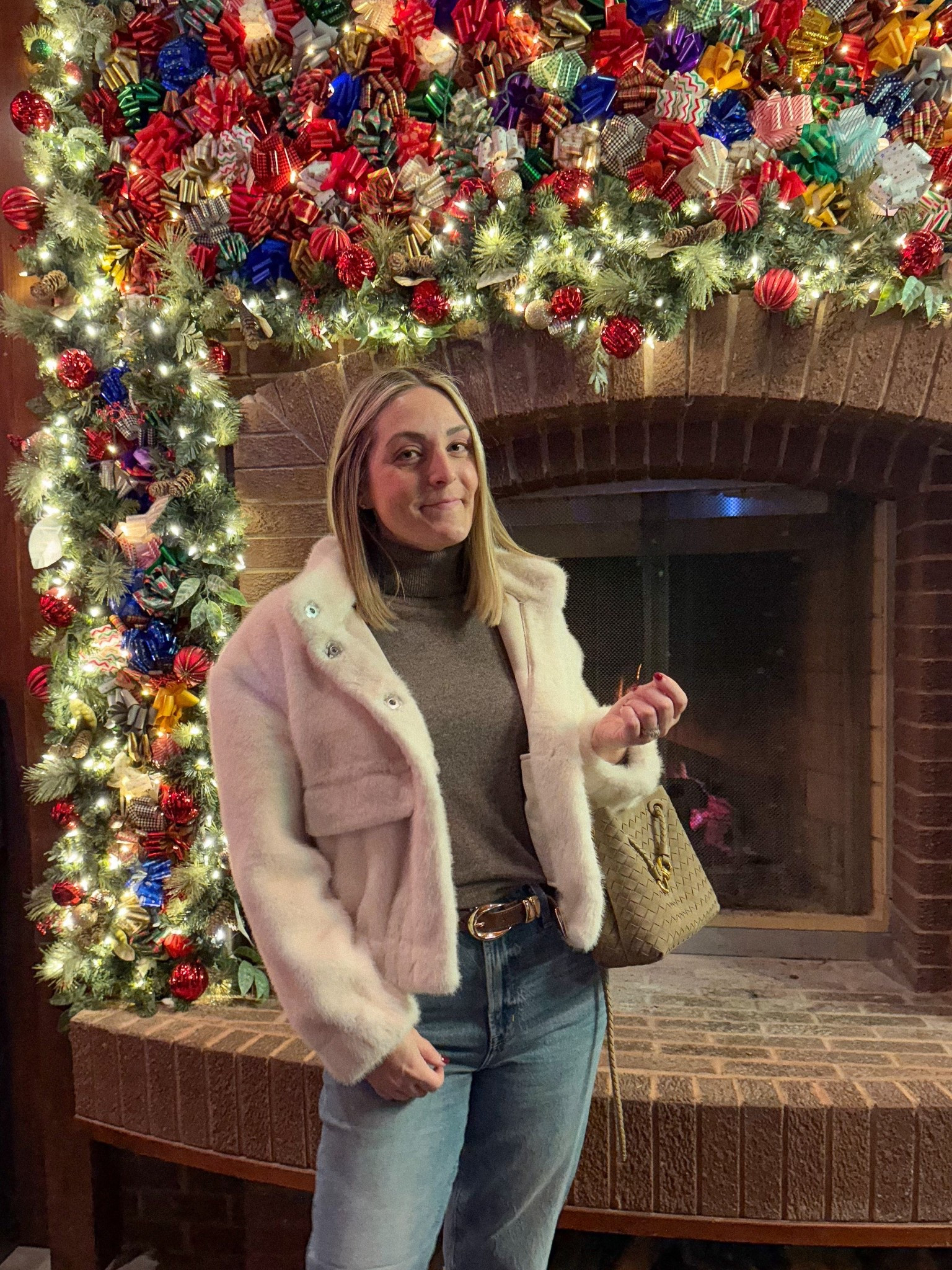 Love this faux fur jacket 😍
It's on major sale too!

Winter coats, winter outfits, cashmere sweaters, winter sweaters

#LTKSaleAlert #LTKootd #LTKHoliday