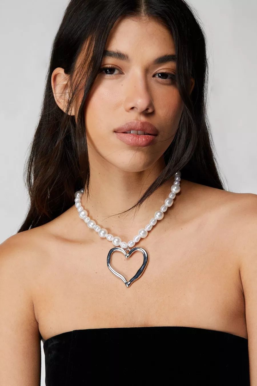 Pearl Heart Necklace | Nasty Gal US