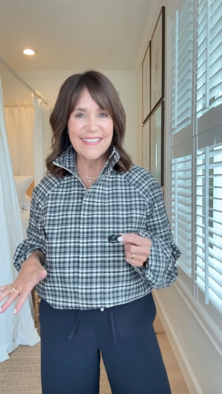 ON SALE!! One of my favorite new finds for fall!! So comfortable and cute. The stand collar is trending, and the plaid is so good. True to size.

#LTKdayinmylife #LTKootd