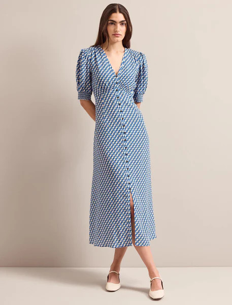 Julietta Silk Maxi Dress - Blue Cream Lips Print | Cefinn