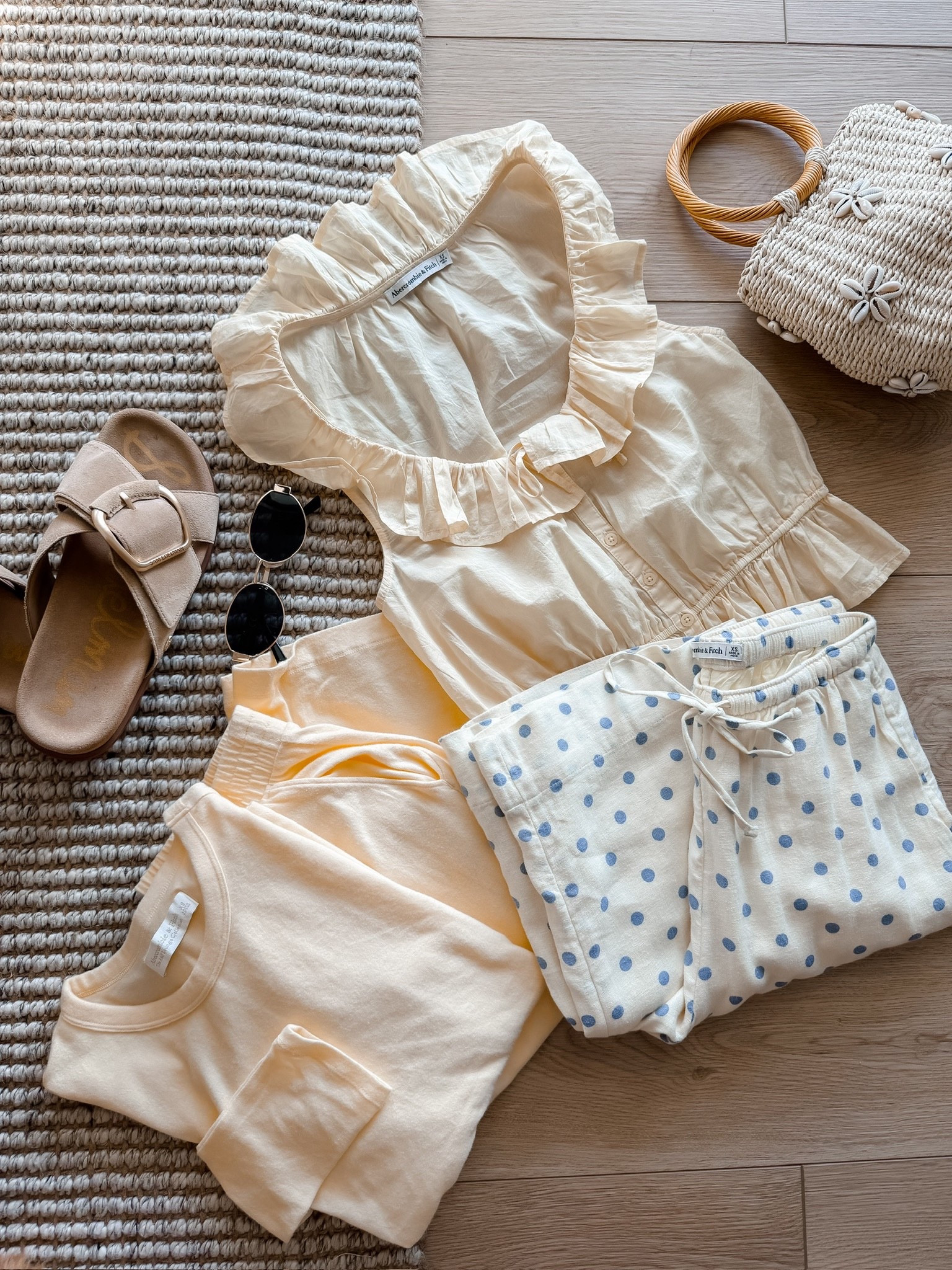 Abercrombie Spring Arrivals! These pieces are so cute and perfect for Spring and Summer!☀️

#LTKmomlife #LTKPetite #LTKSeasonal