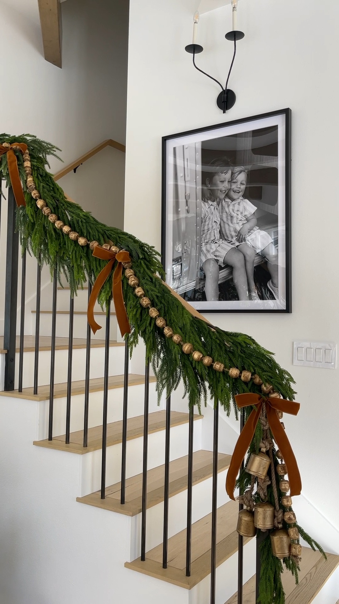 HOLIDAY \ Christmas garland staircase styling ✨✨

Amazon home decor
Decoration 

#LTKHome #LTKWatchNow #LTKHoliday
