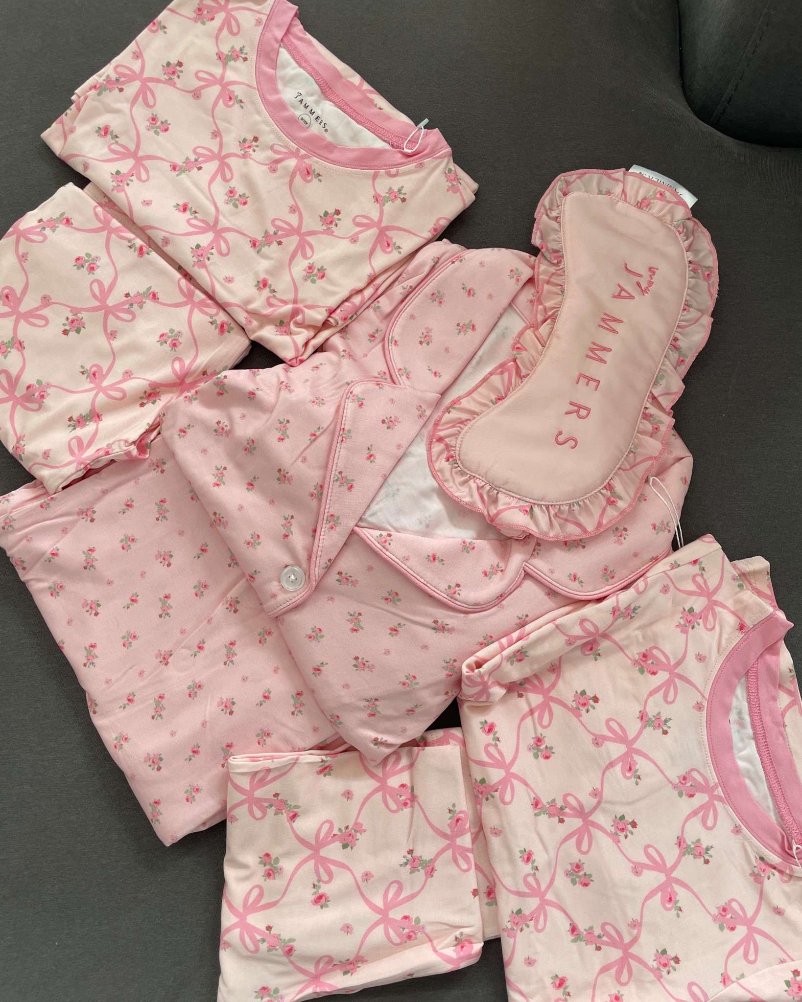 Mother’s Day mommy + me matching pjs!! 💖
Bamboo pjs 


#LTKKids #LTKMothersDay