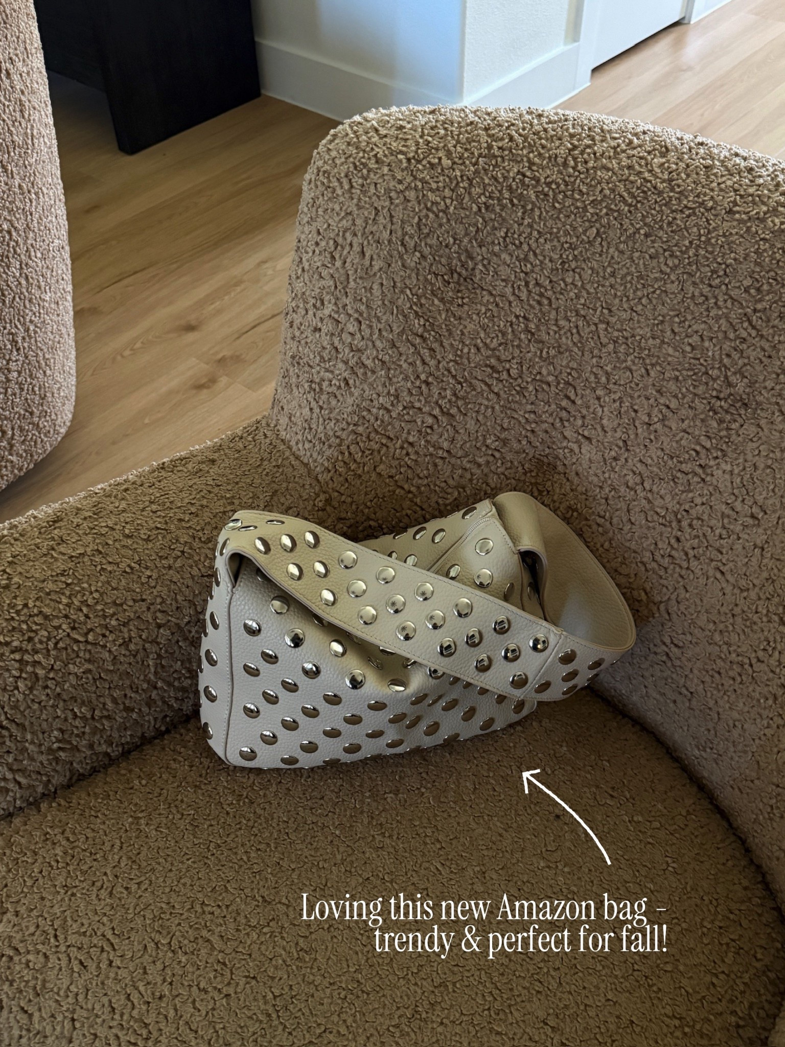 Obsessed with this bag from Amazon! So trendy & perfect for fall! Comes in 4 colors

amazon fashion finds, amazon finds, amazon fashion, amazon finds, studded bag, fashion trends 2025, fall fashion finds 

#LTKSeasonal #LTKStyleTip #LTKFindsUnder50