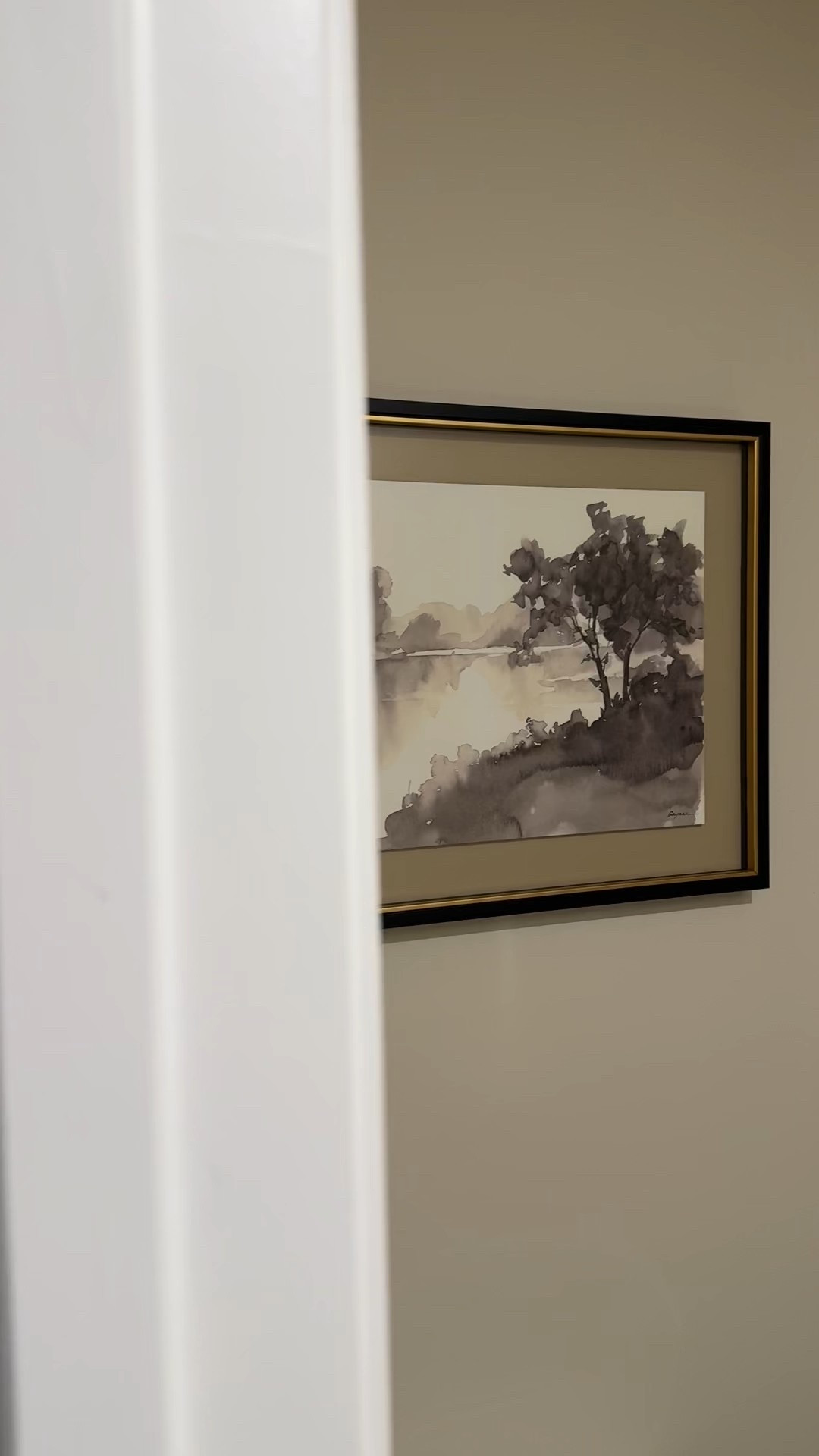 Loving this wall art in my powder room! Linking this one and another that is a lot like it! 

#LTKHome #LTKSeasonal