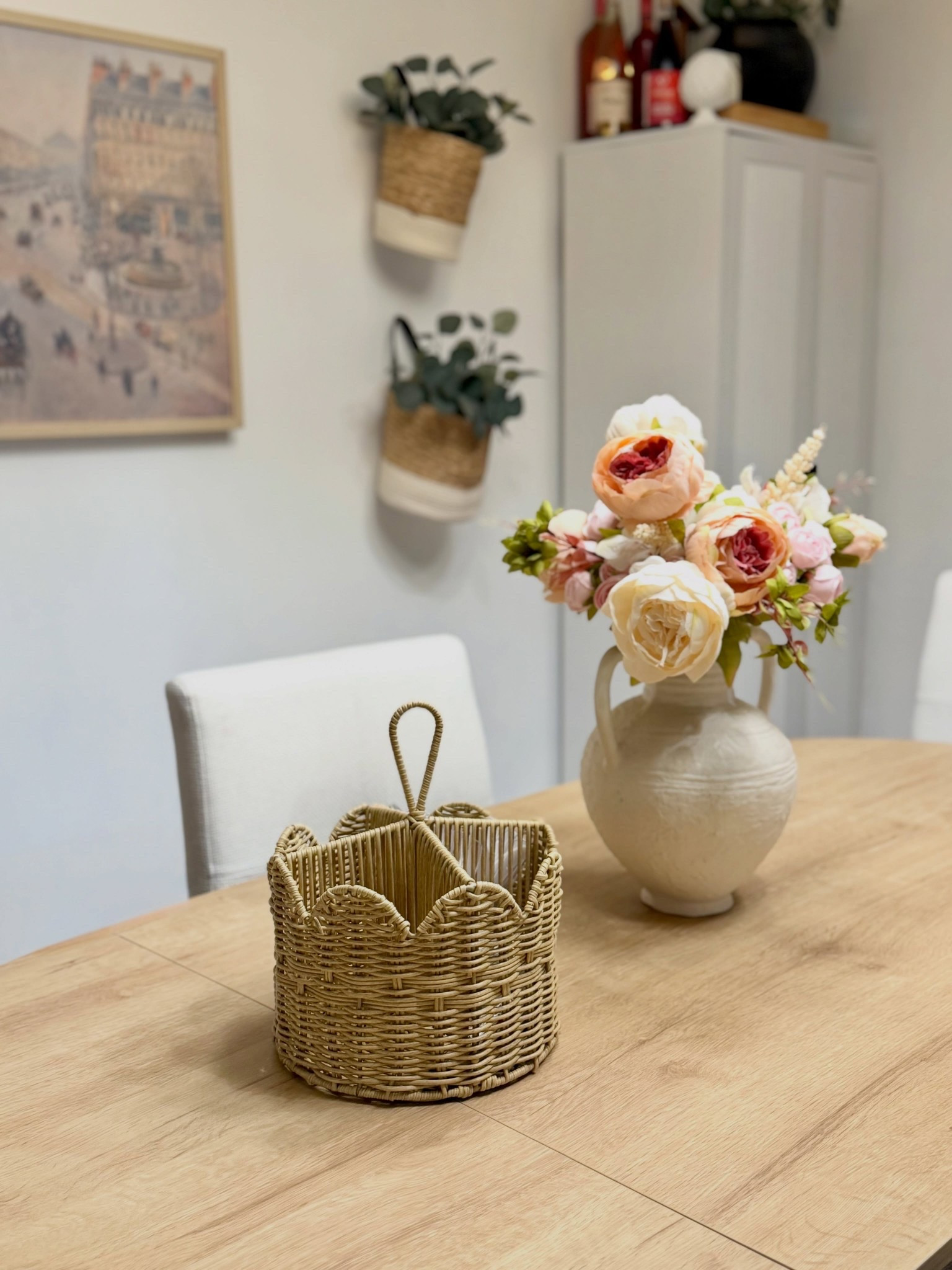 This adorable utensils basket has come in handy so much with all of the get togethers we’ve had lately and it’s so pretty I just love the scalloped edge 😍

Linking it on my LTK below 

#homedecor #homedecorlovers #furniture #interiordesign #walmartfinds

#LTKfoodie #LTKHome #LTKSaleAlert