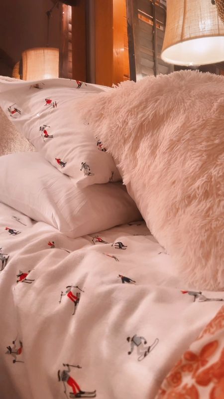 Cozy Holiday Bedding on Amazon 

#LTKSeasonal #LTKHoliday #LTKhome
