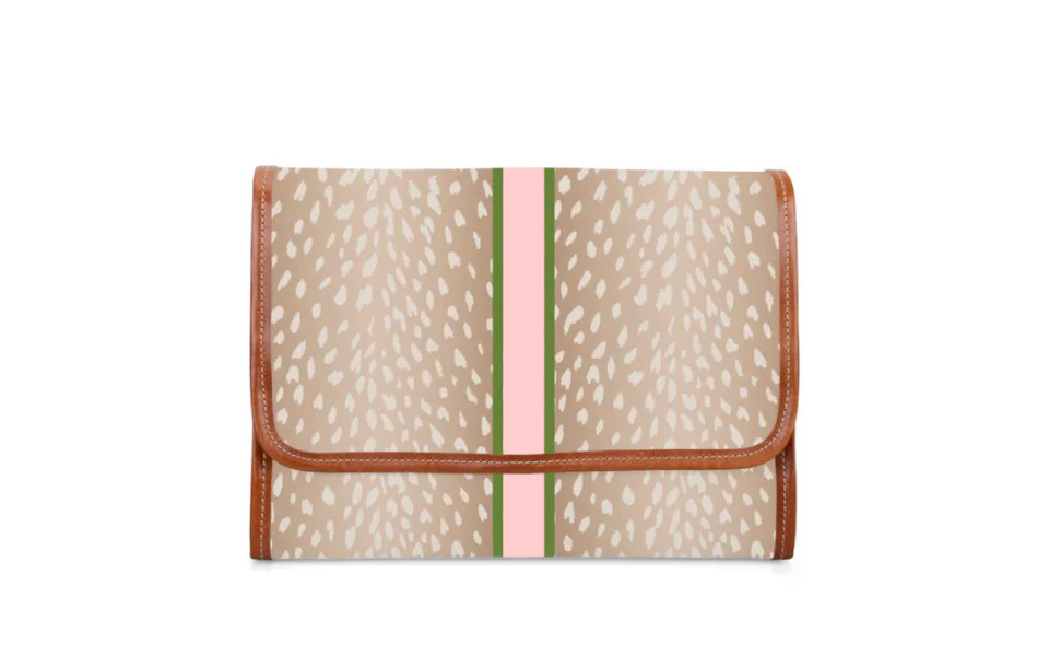 Hanging Toiletry Kit | Barrington Gifts