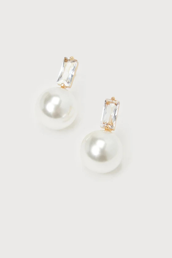 Elegant Passion White Pearl 14KT Gold Rhinestone Stud Earrings | Lulus
