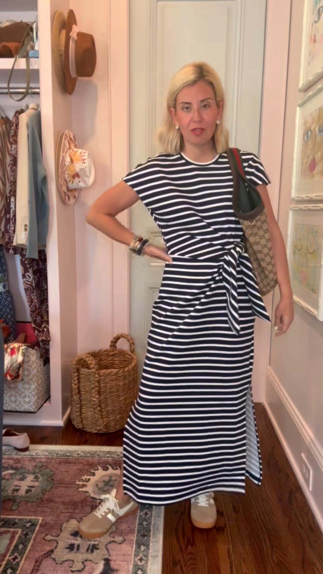A throw on and go easy peasy dress! 

Small dress (on sale)
8 sneakers 
Yes bag 

Loopy - use code mixandmatchmadness
Allie + Bess - Catherine20

#LTKdayinmylife #LTKootd #LTKmomlife