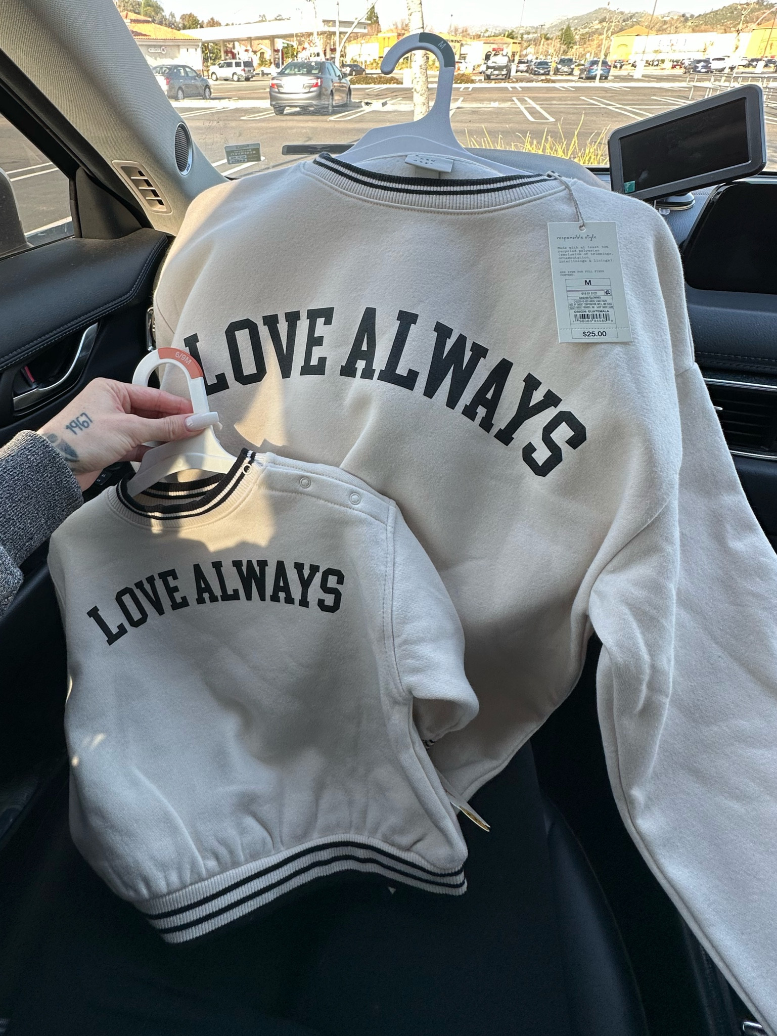 Love always mama & me crewnecks from target



#LTKSeasonal #LTKfamily #LTKGiftGuide