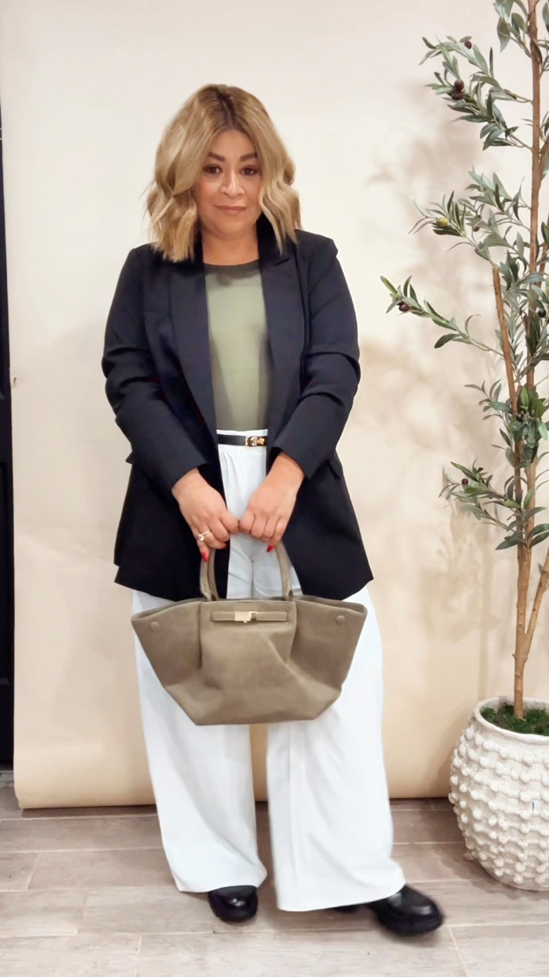 THE best bodysuits ever! They snatch everything in place and give a smooth beautiful appearance to your look that is a must in your closet! 🤍
Check out @pinsyshapewear ‘s italian collection! You won’t regret it girl! 🫶🏼

#LTKStyleTip #LTKMidsize #LTKPlusSize