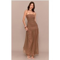 Chocolate Ruched Scarf Dropped Waist Maxi Dress | PrettyLittleThing US