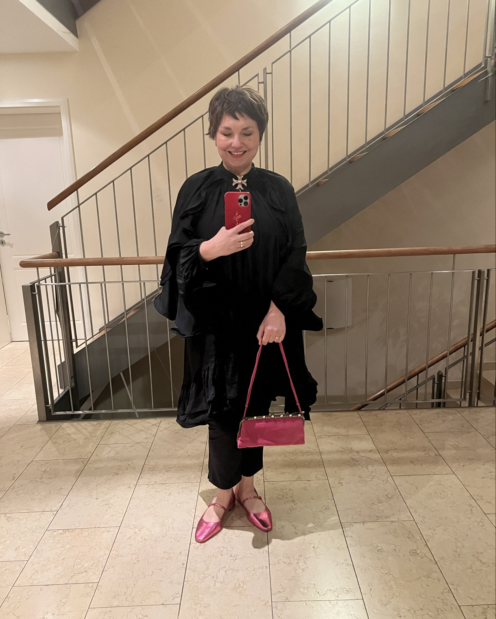 Schwarz geht immer. ❤️

#LTKü50 #LTKdeutschland #LTKmidsize