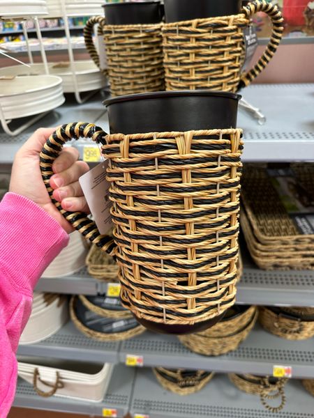 Love this rattan pitcher for outdoor entertaining! Has a matching shaker & utensil caddy too!

Walmart home, patio season, summer entertaining, hosting

#LTKhome