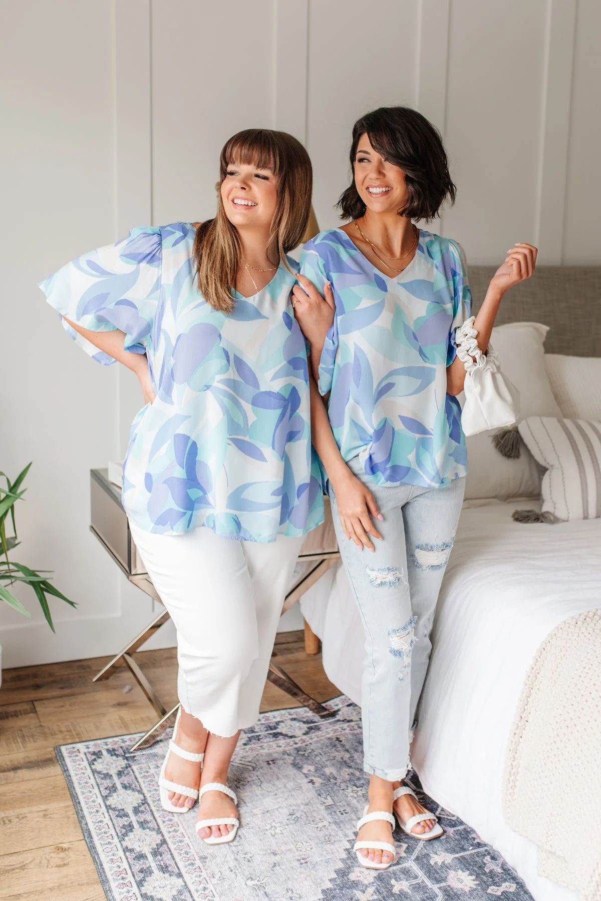 The Tropics Top In Blue | Peppered with leopard