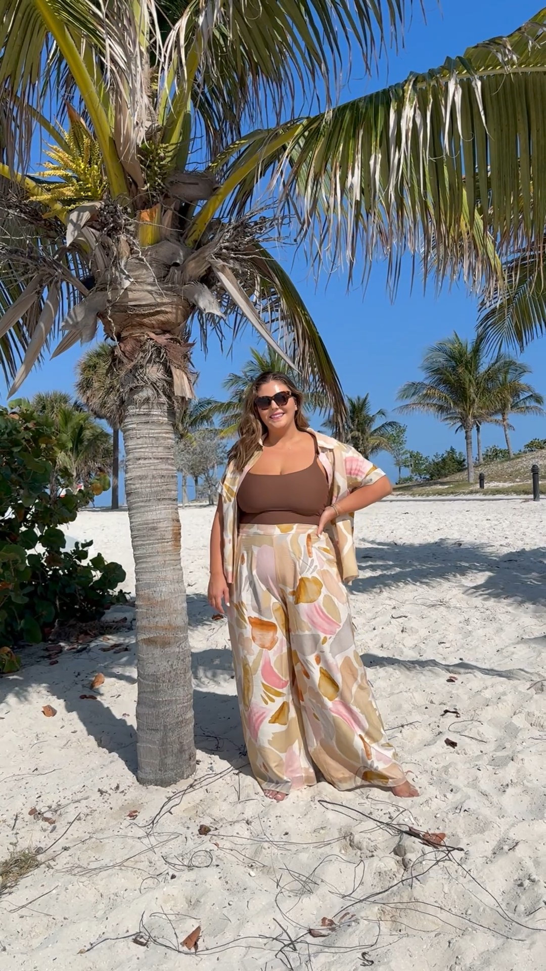 Wearing size 2X in swimsuit, 18 in top & pants. Perfect vacation outfit. Use CARALYNM at Cakes Body. 